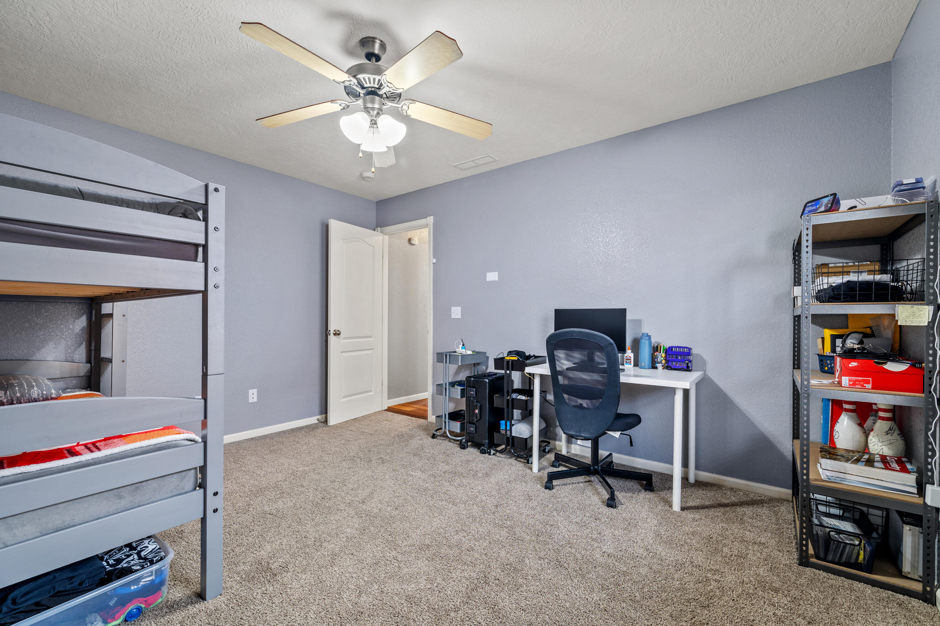 445 East Sequoia Street Property Photo 28