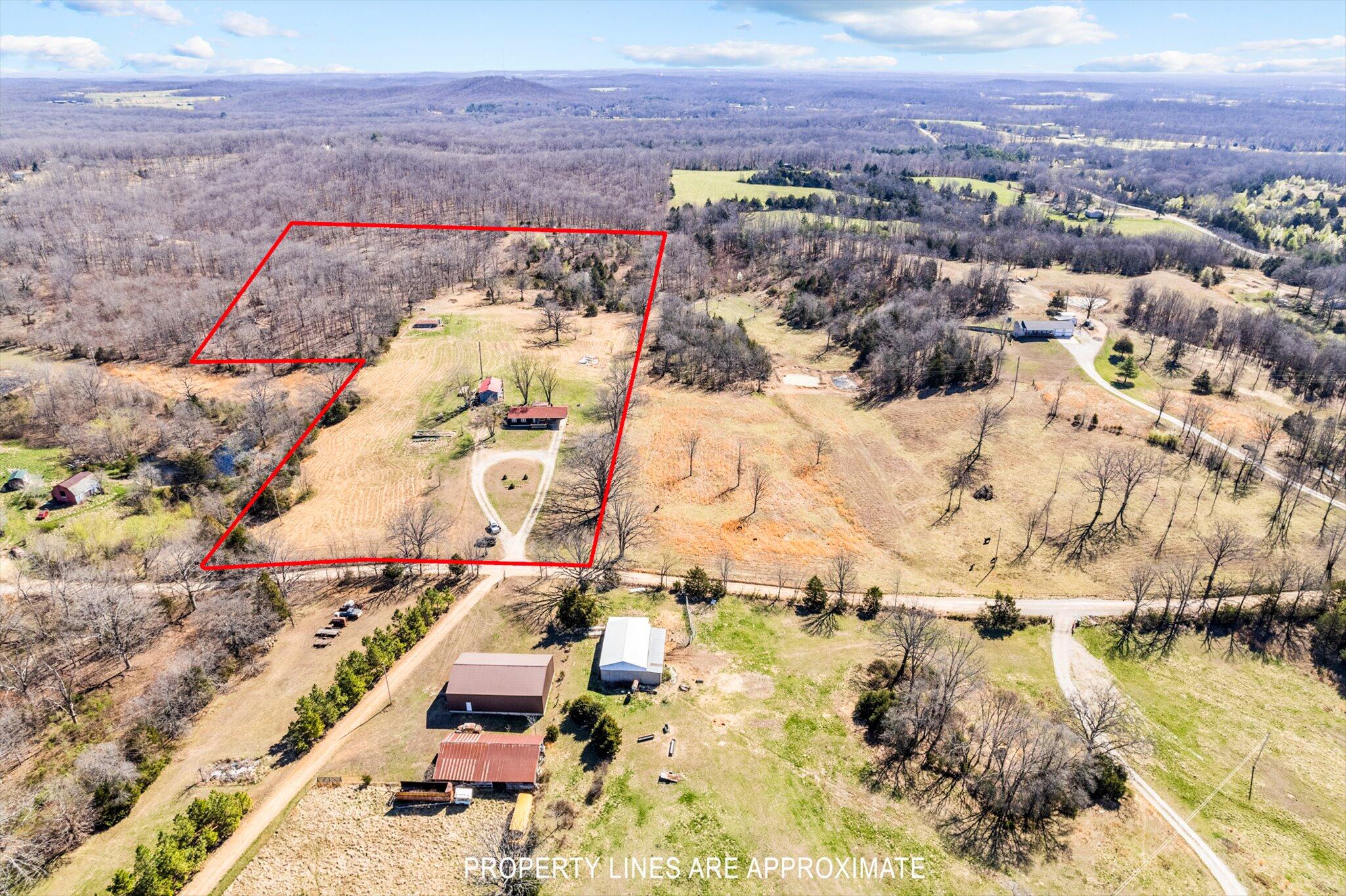 1502 County Road 1210 Property Photo 4