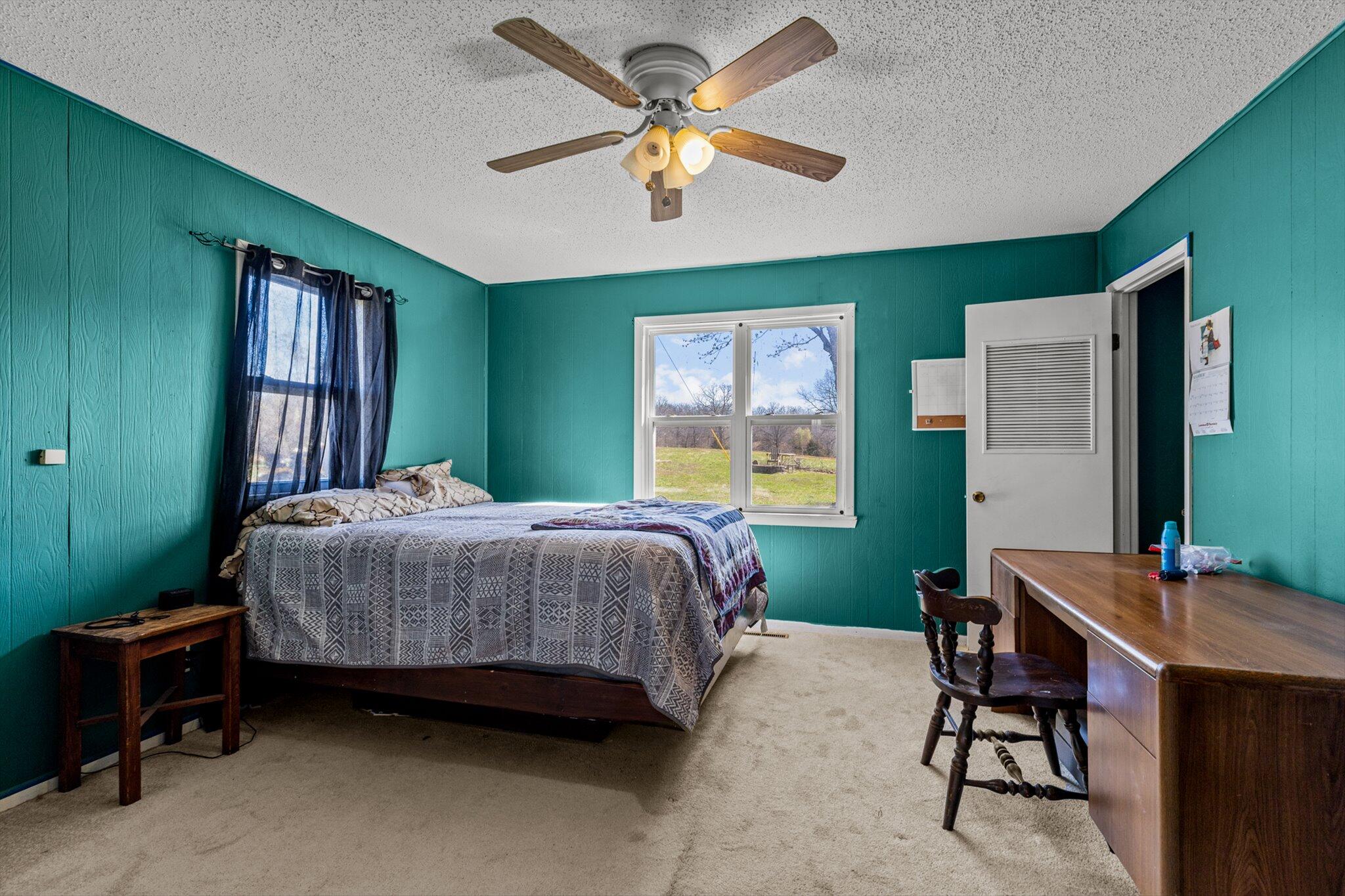 1502 County Road 1210 Property Photo 25