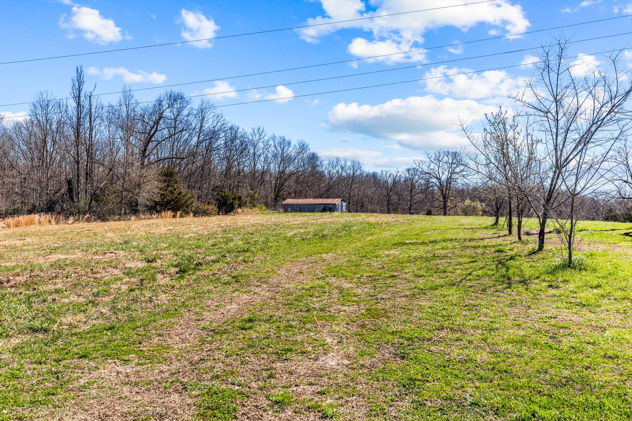 1502 County Road 1210 Property Photo 33
