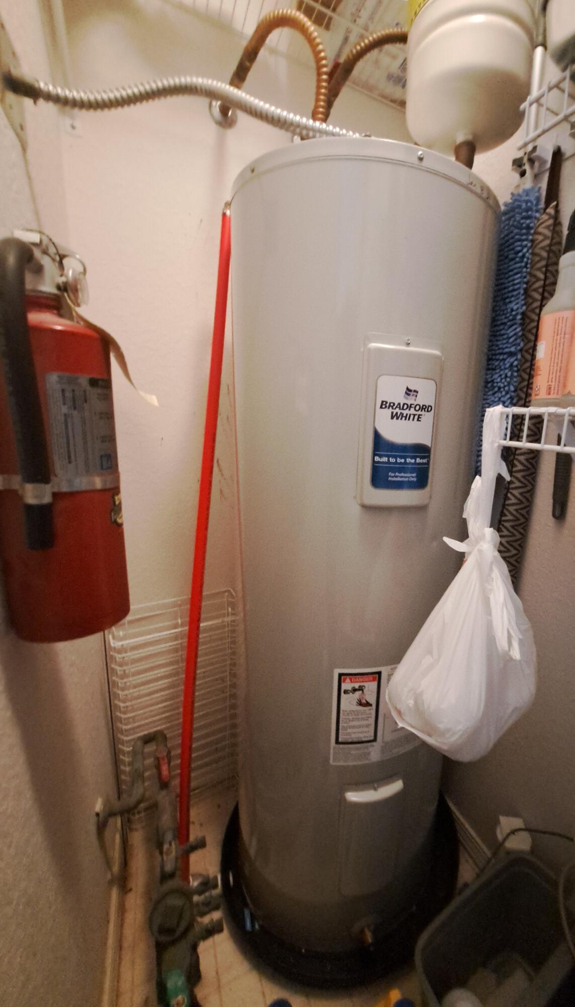 2700 Green Mountain Drive Property Photo 5