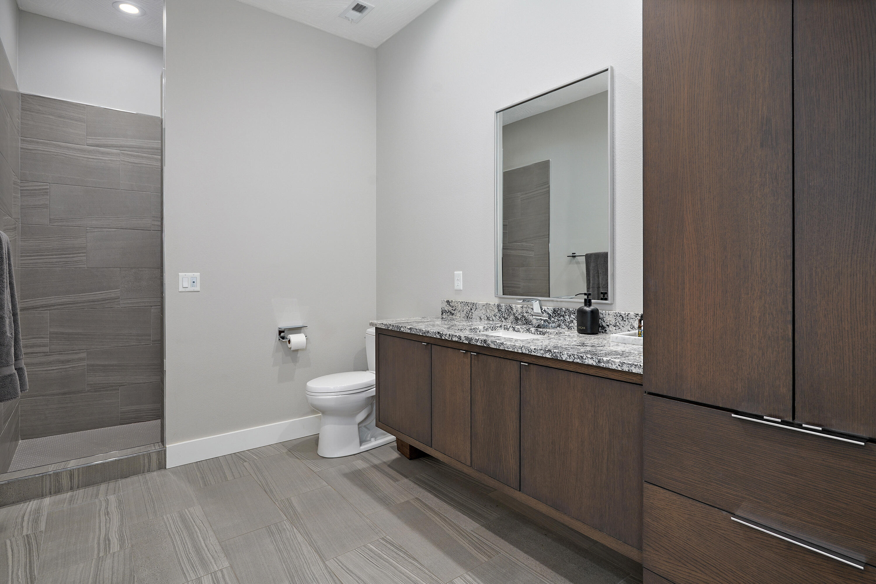 3900 East Dunrobin Drive Property Photo 49