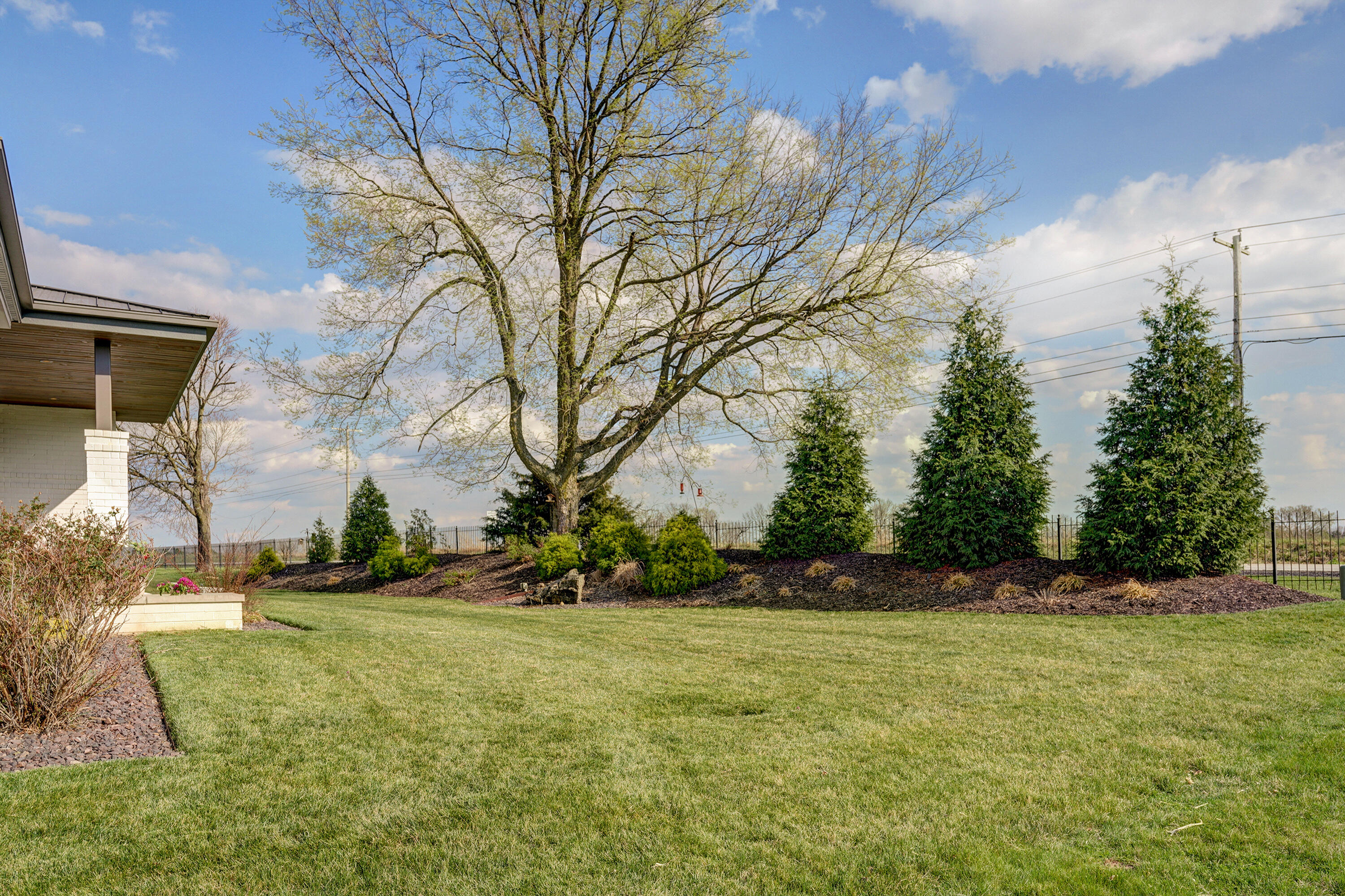 3900 East Dunrobin Drive Property Photo 60