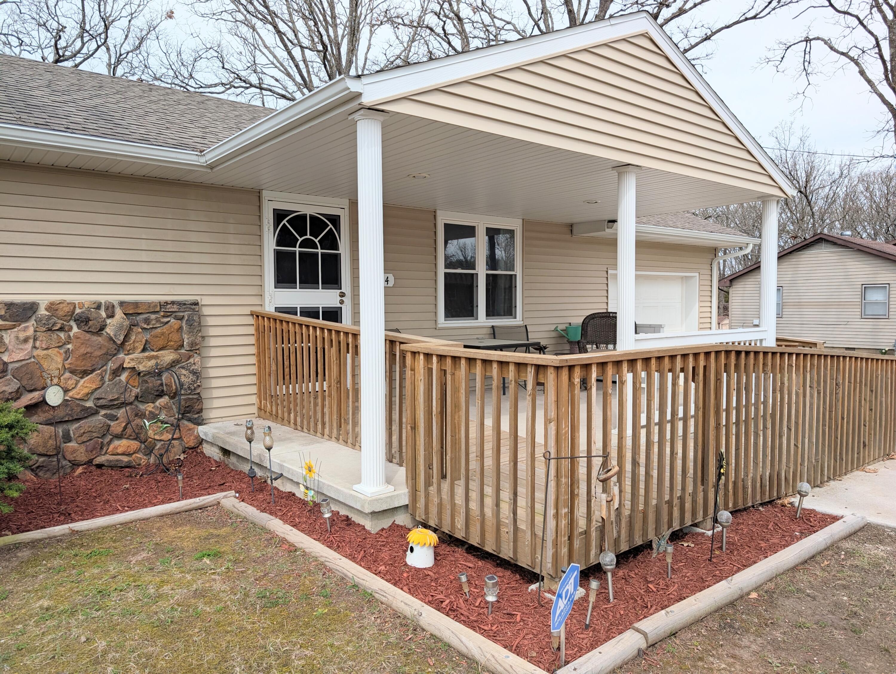 1804 South Phillips Street Property Photo 2