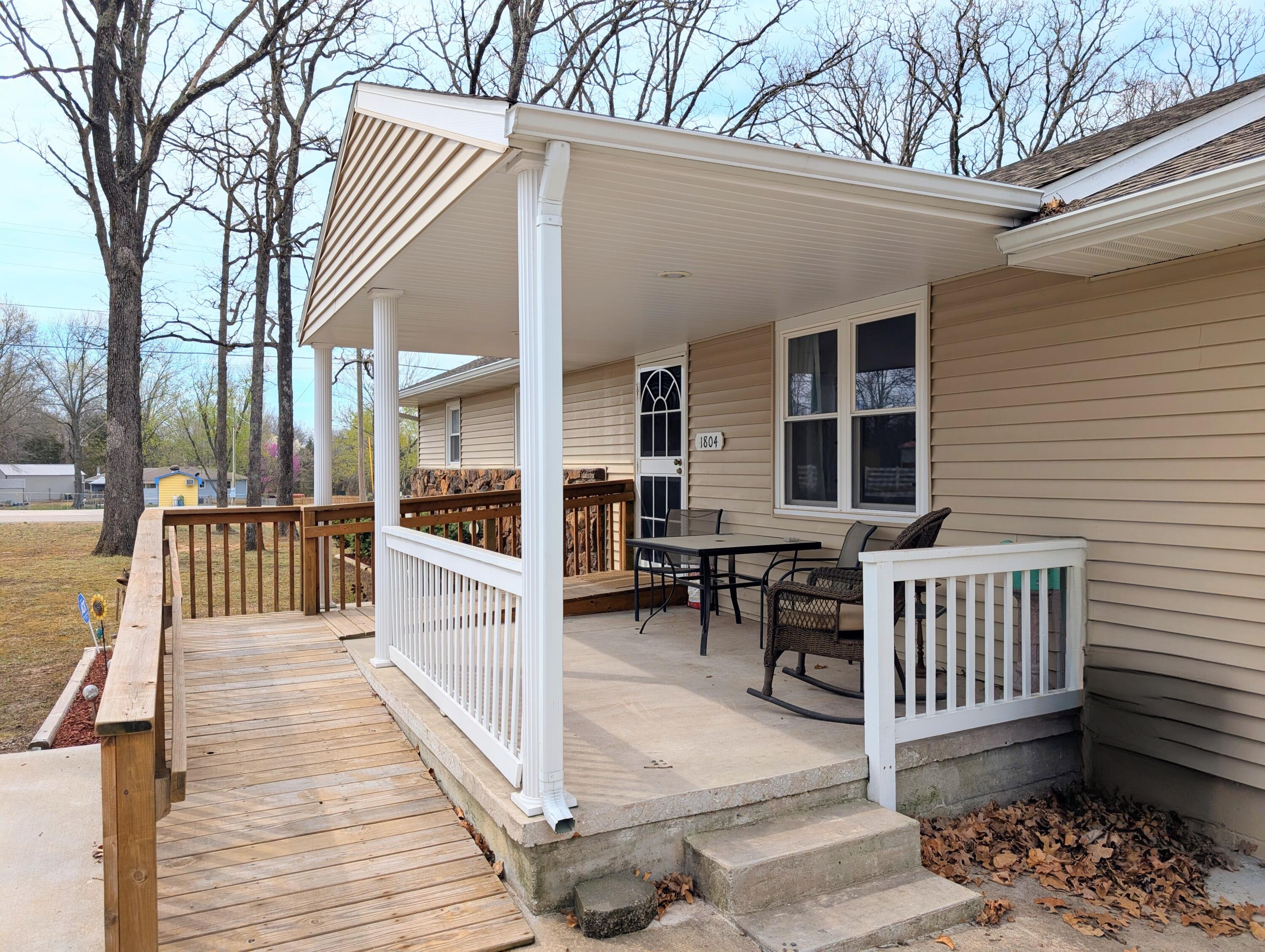 1804 South Phillips Street Property Photo 4