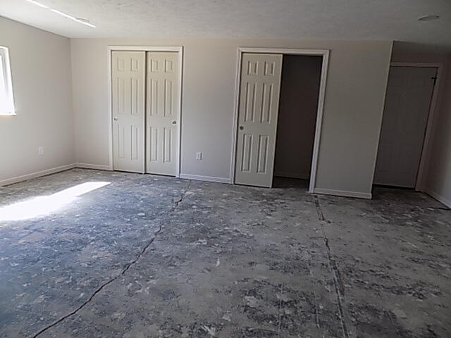 2153 South Hampton Avenue Property Photo 12