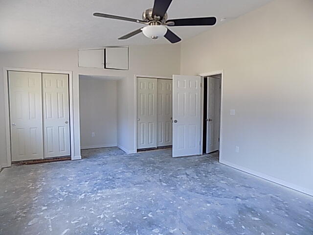 2153 South Hampton Avenue Property Photo 18
