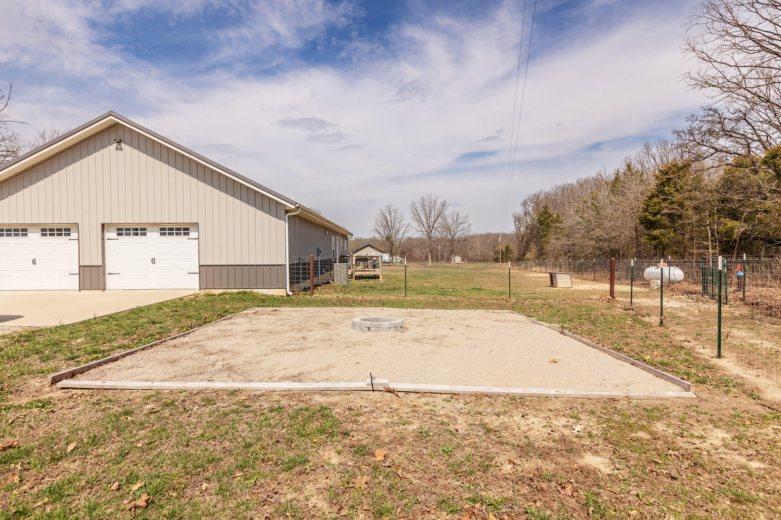 584 Birdsong Lane Property Photo 36
