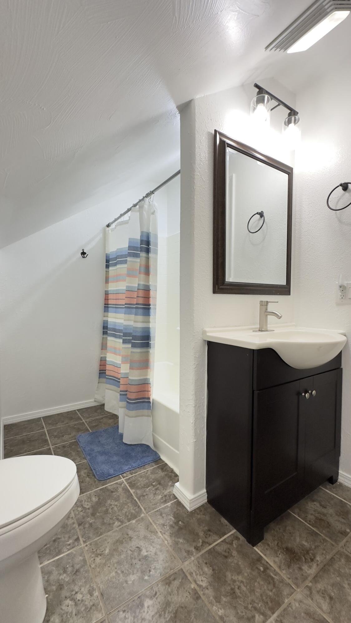 1892 East 415th Road Property Photo 40
