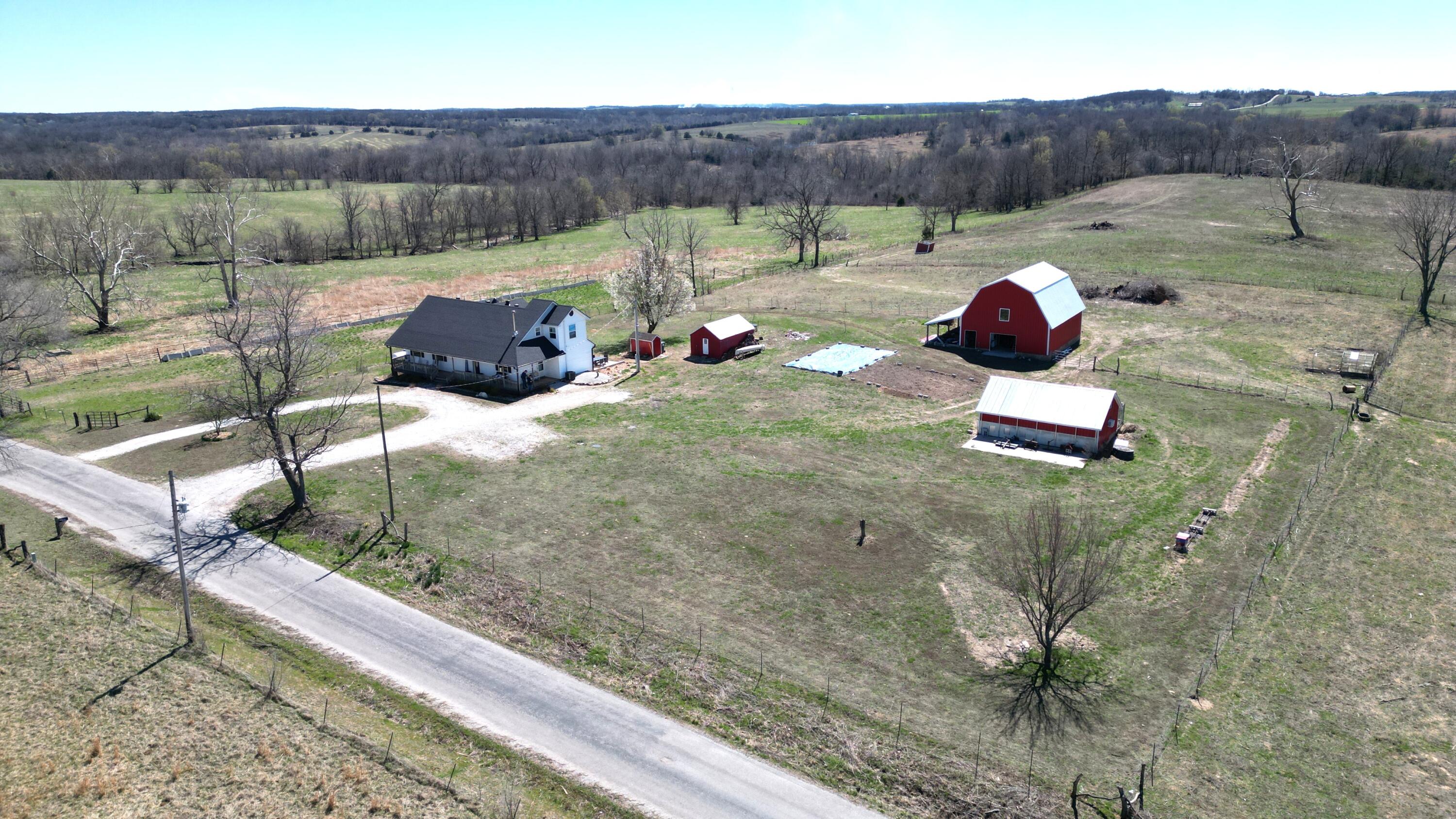 1892 East 415th Road Property Photo 45