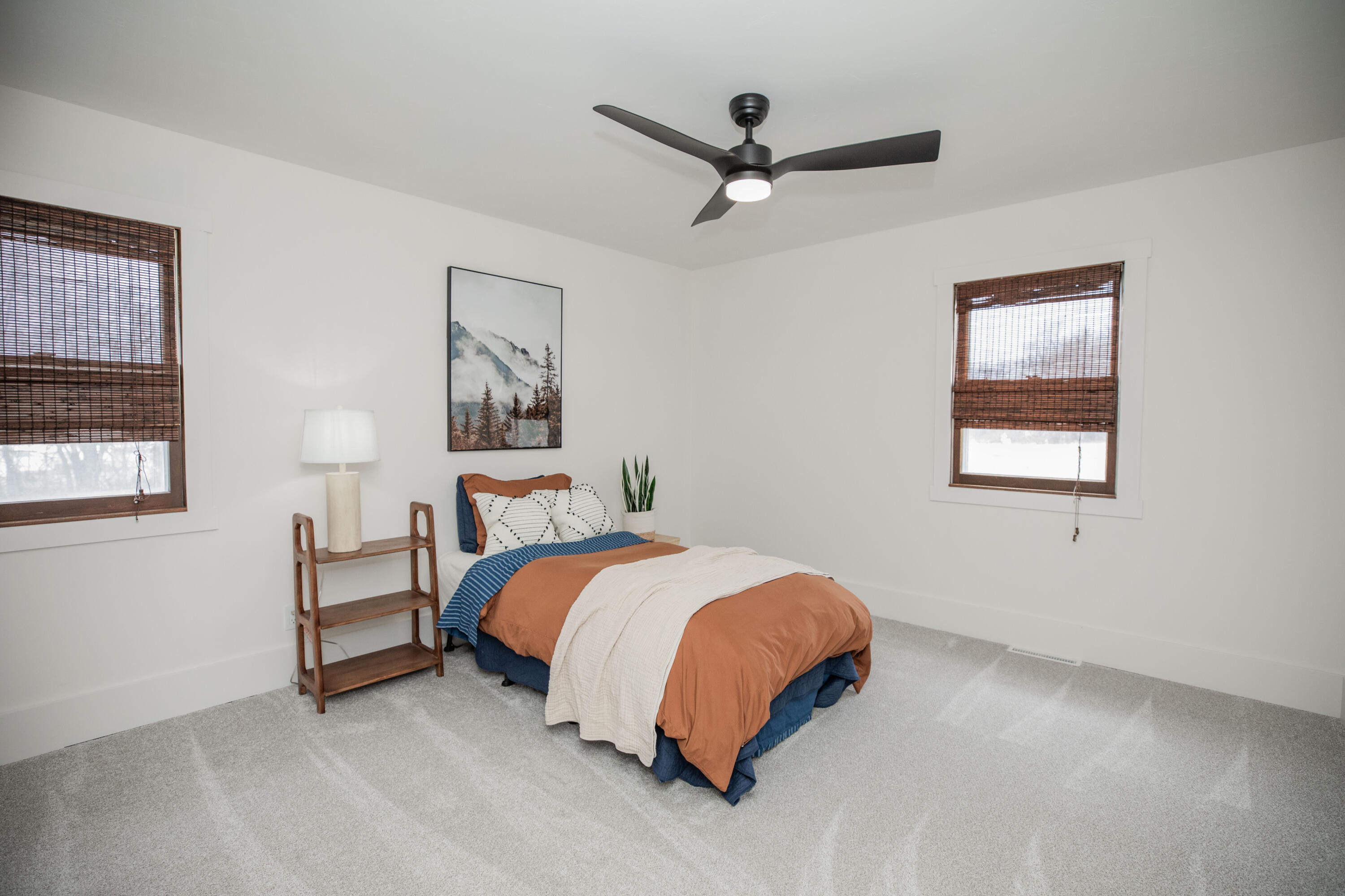 300 West Fairview Street Property Photo 25
