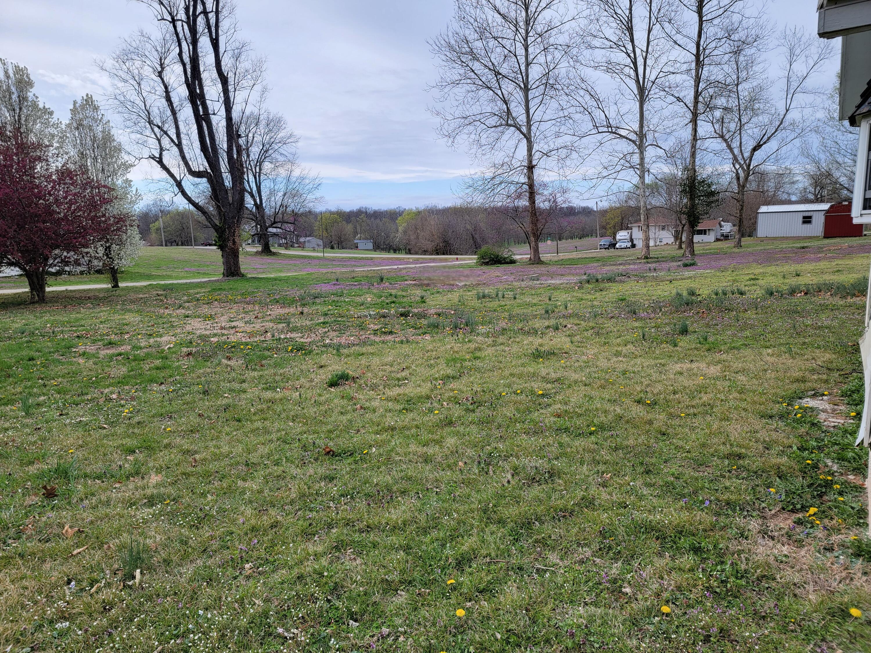 000 North Locust Street Property Photo 5