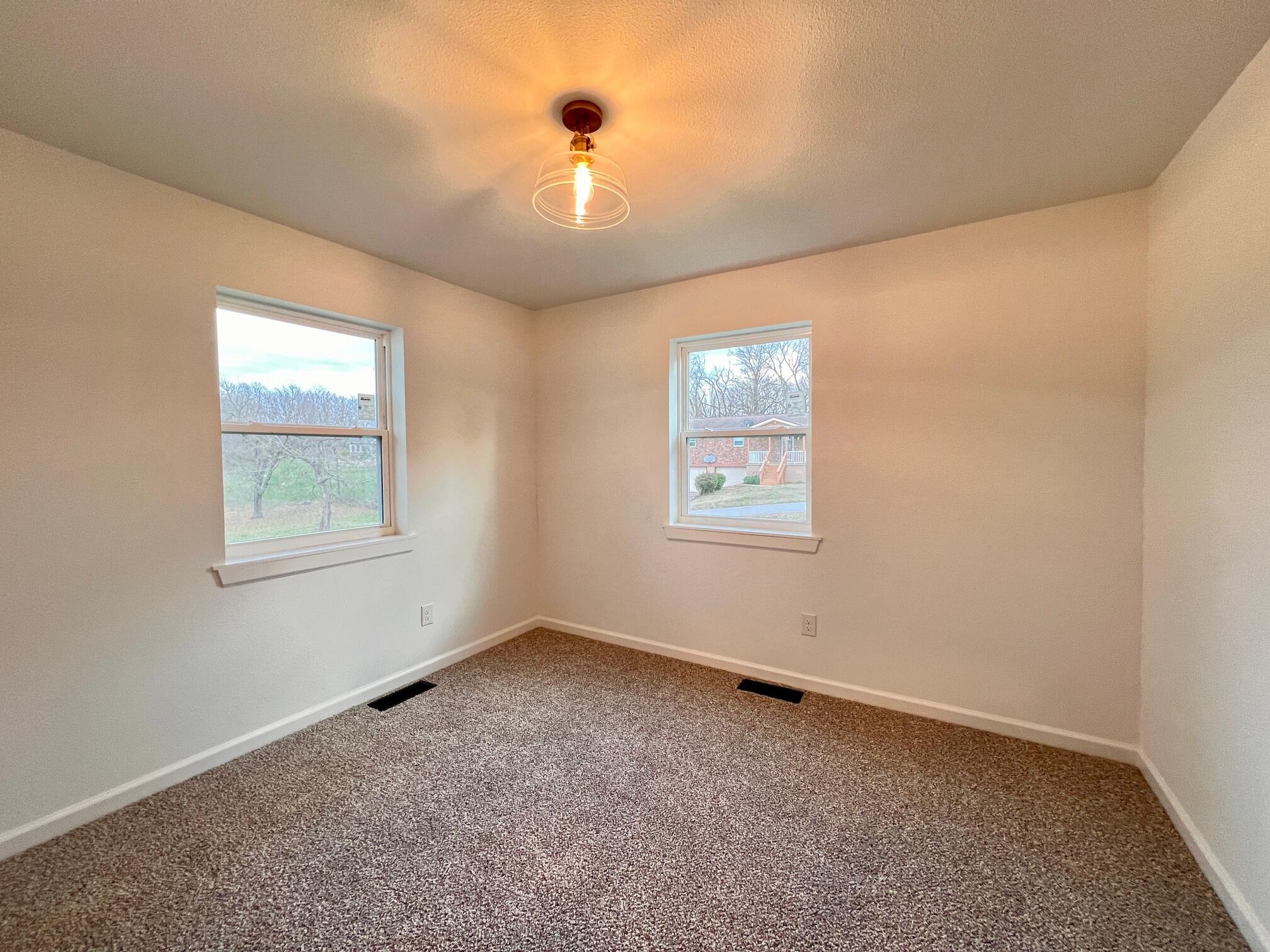 1909 Lael Street Property Photo 15