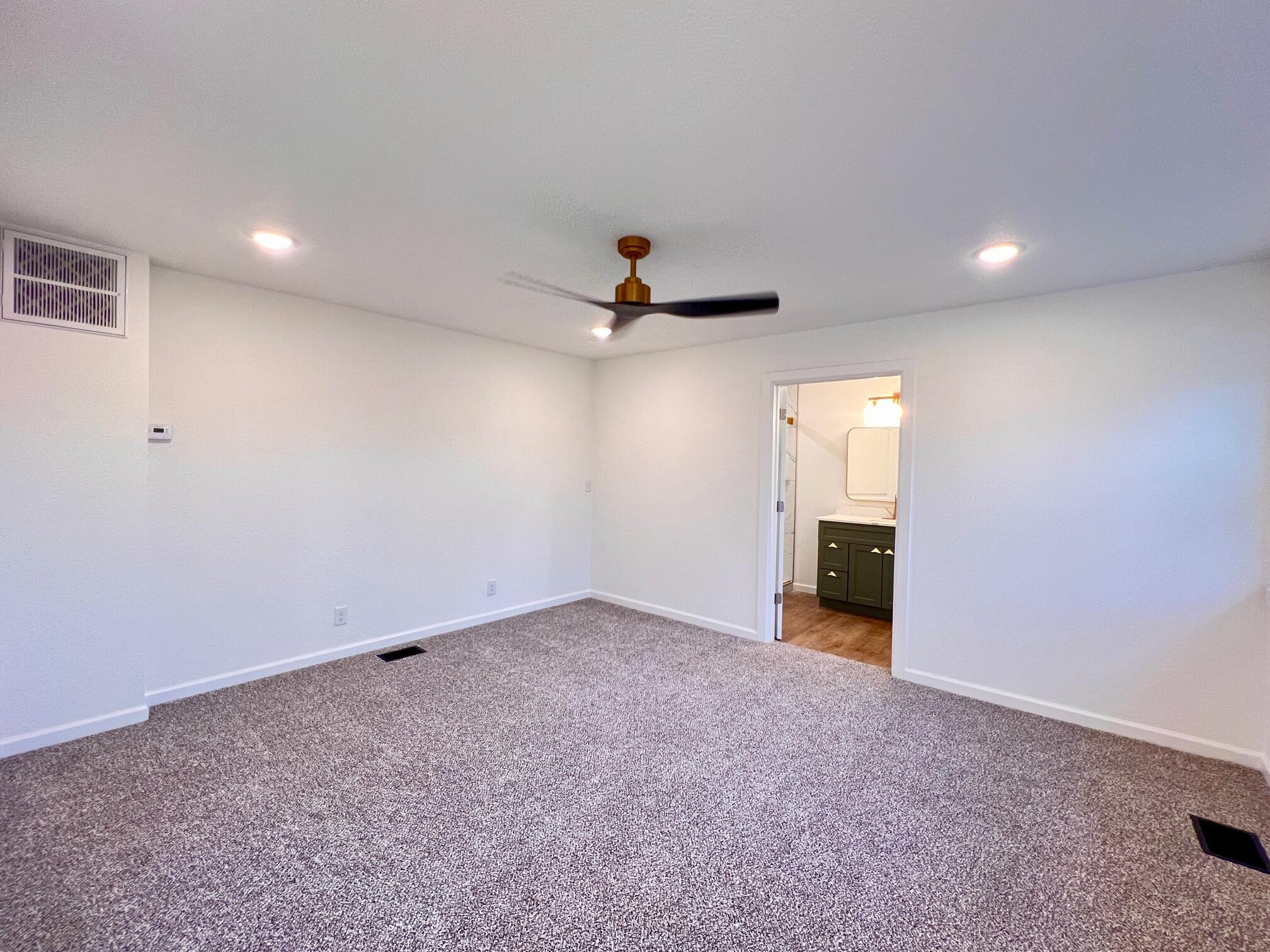 1909 Lael Street Property Photo 20