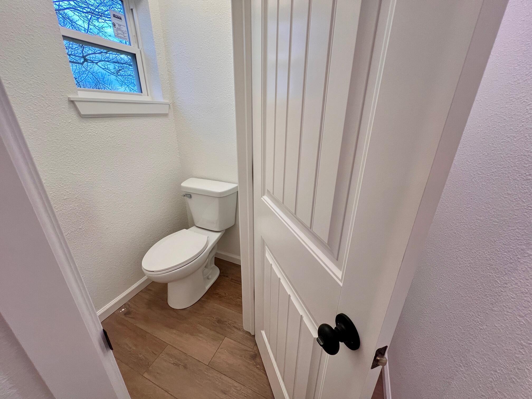 1909 Lael Street Property Photo 23