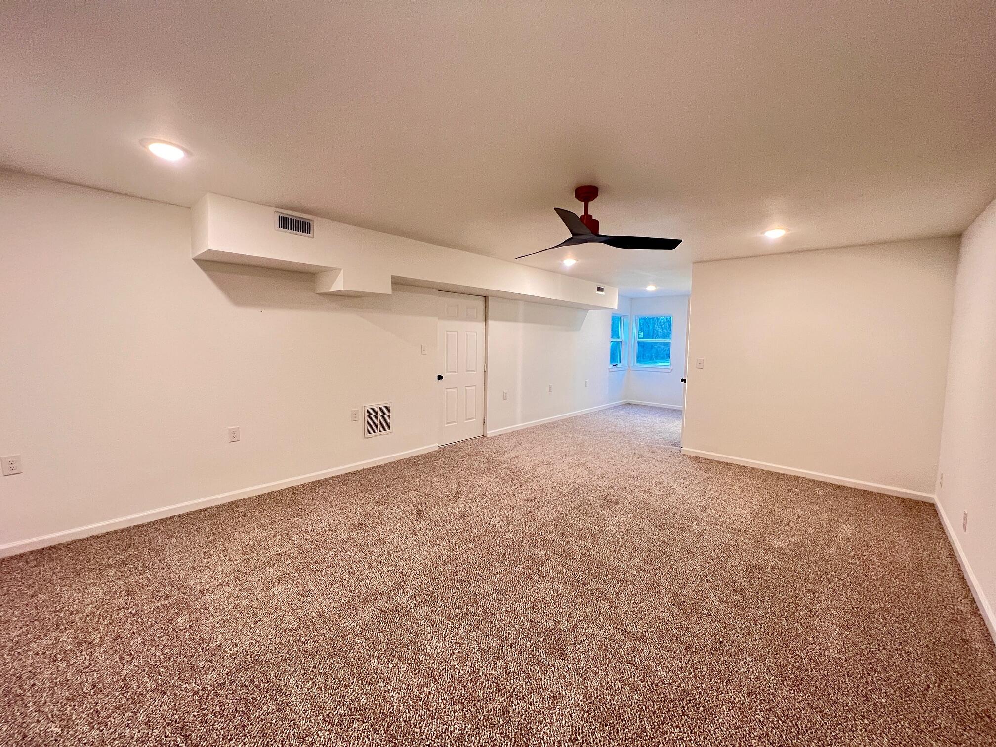 1909 Lael Street Property Photo 24