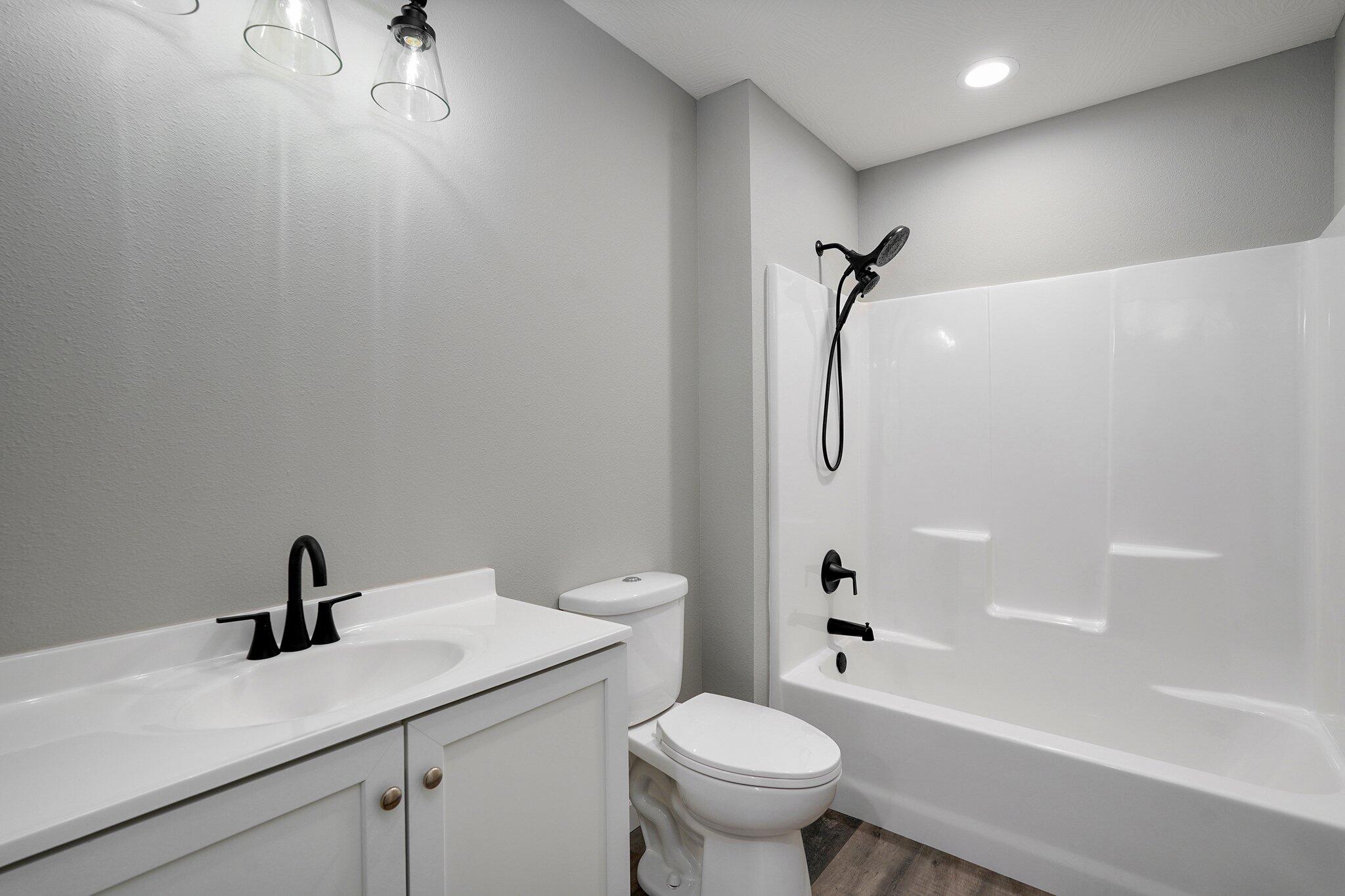 313 West Bedford Street Property Photo 20