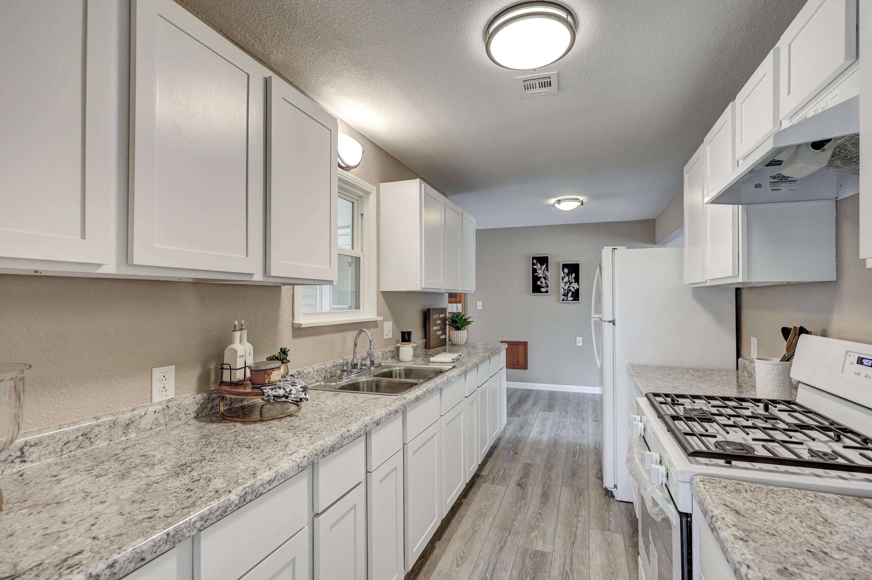 429 Cedar Property Photo 15
