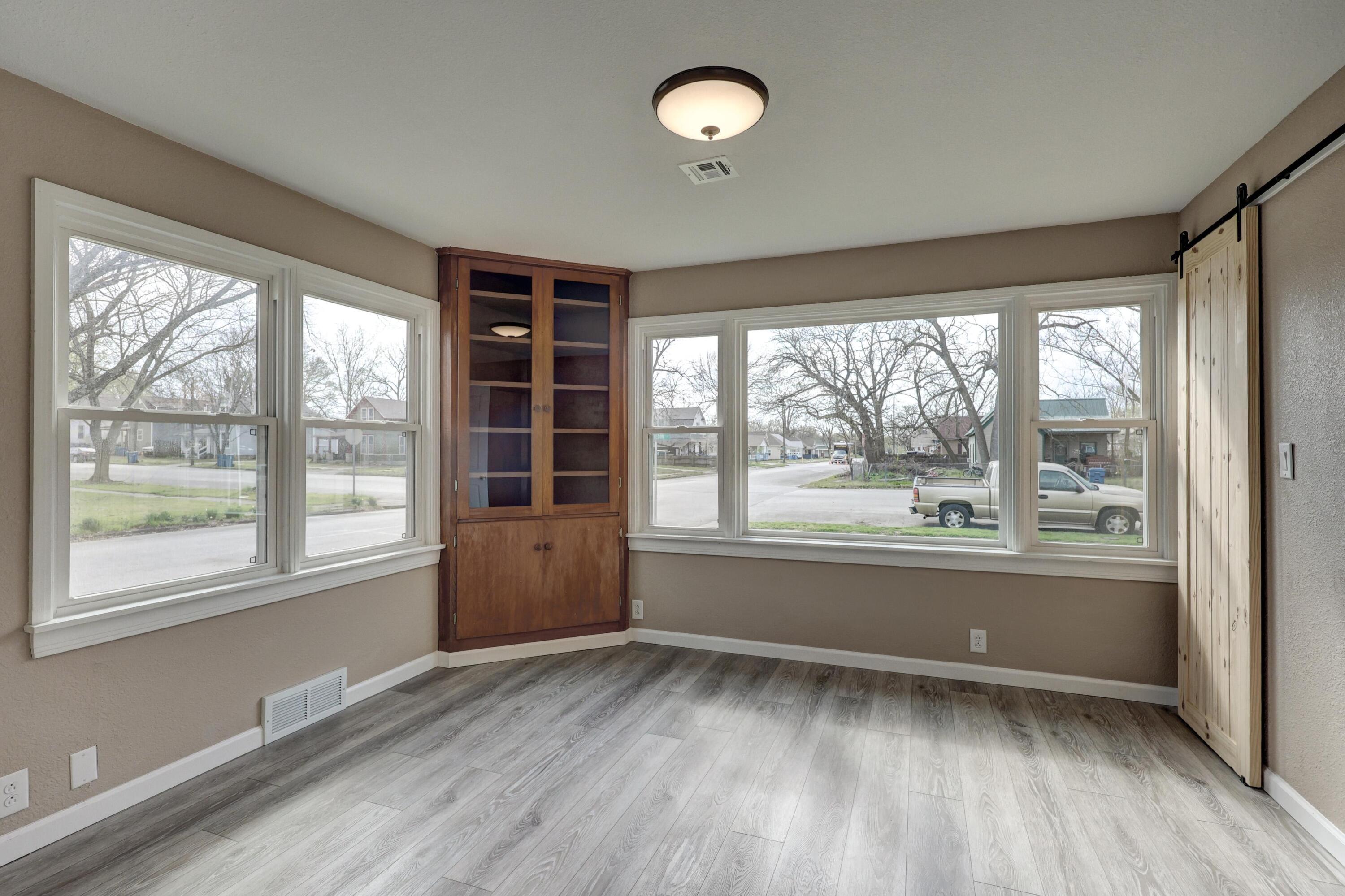 429 Cedar Property Photo 31