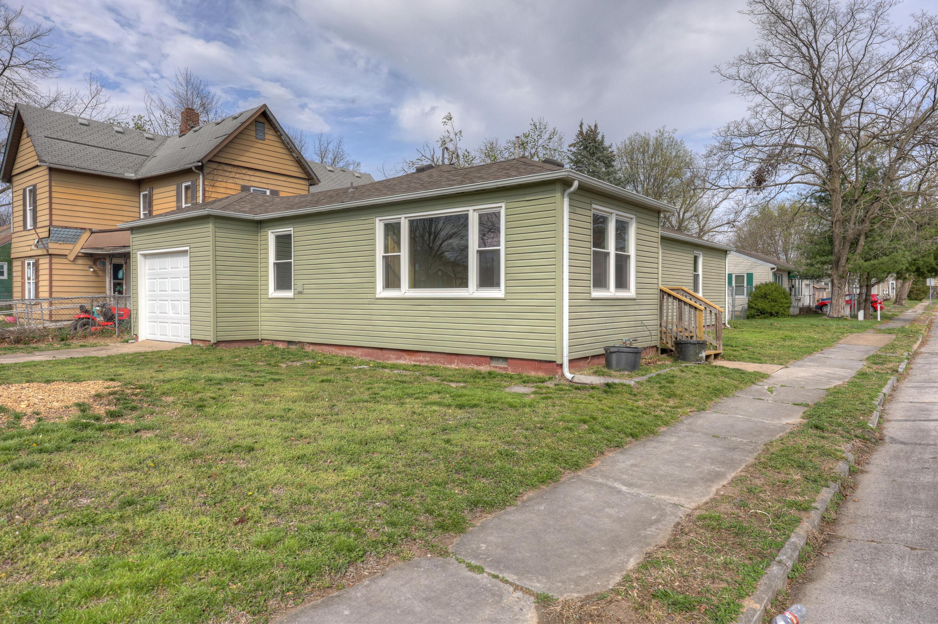 429 Cedar Property Photo 36