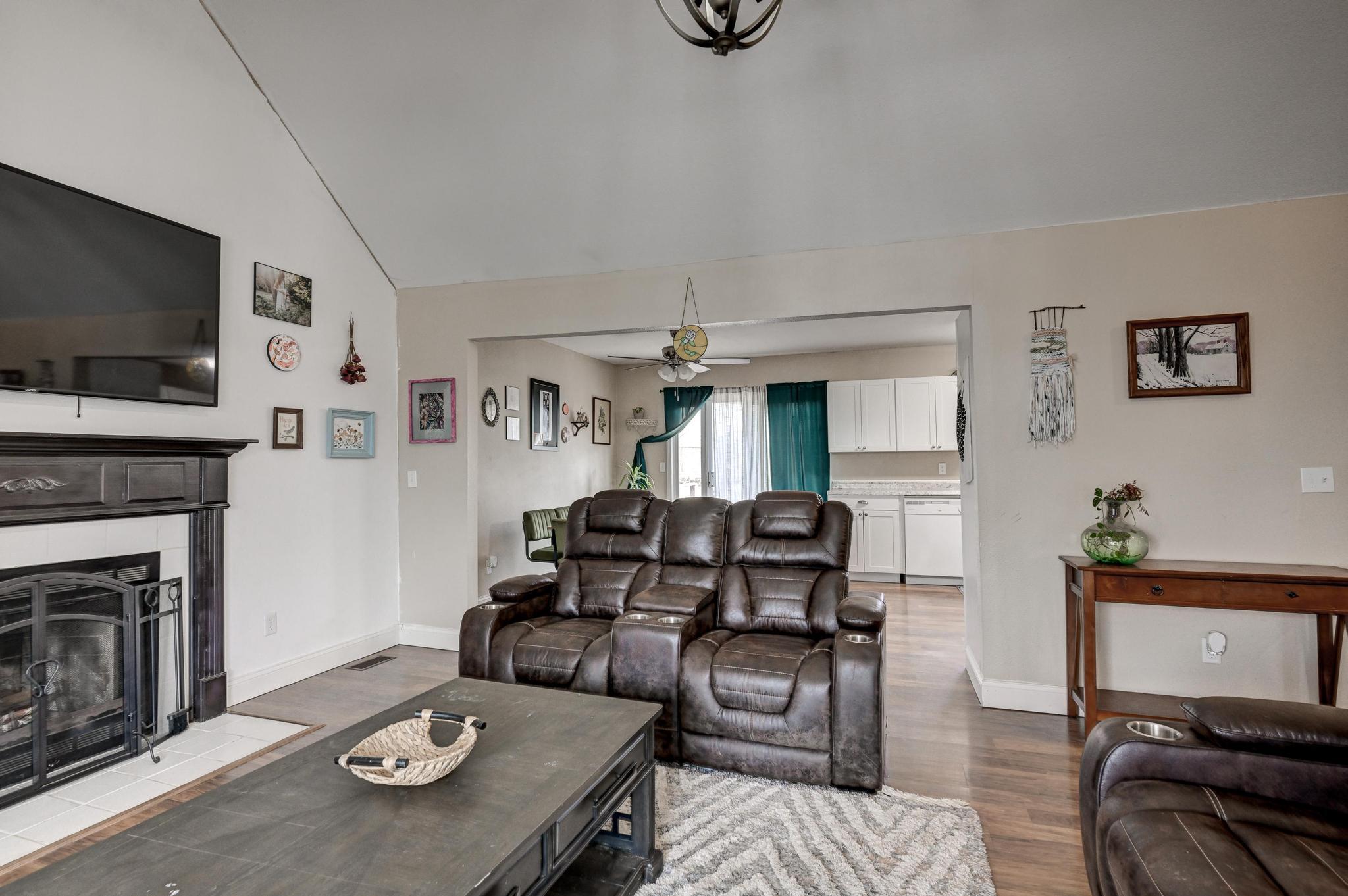 1801 Cash Street Property Photo 7