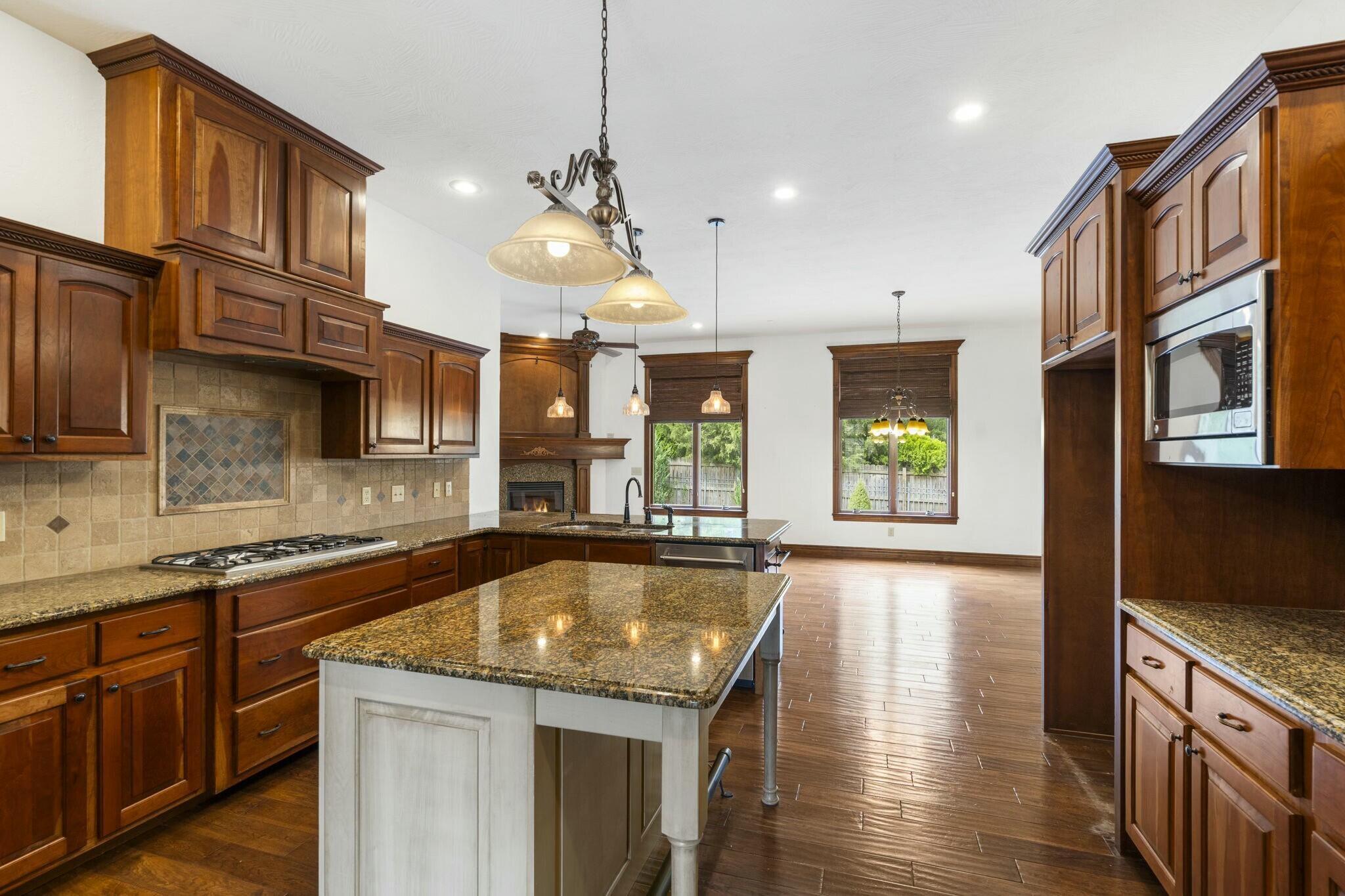 8314 Shinnecock Drive Property Photo 16