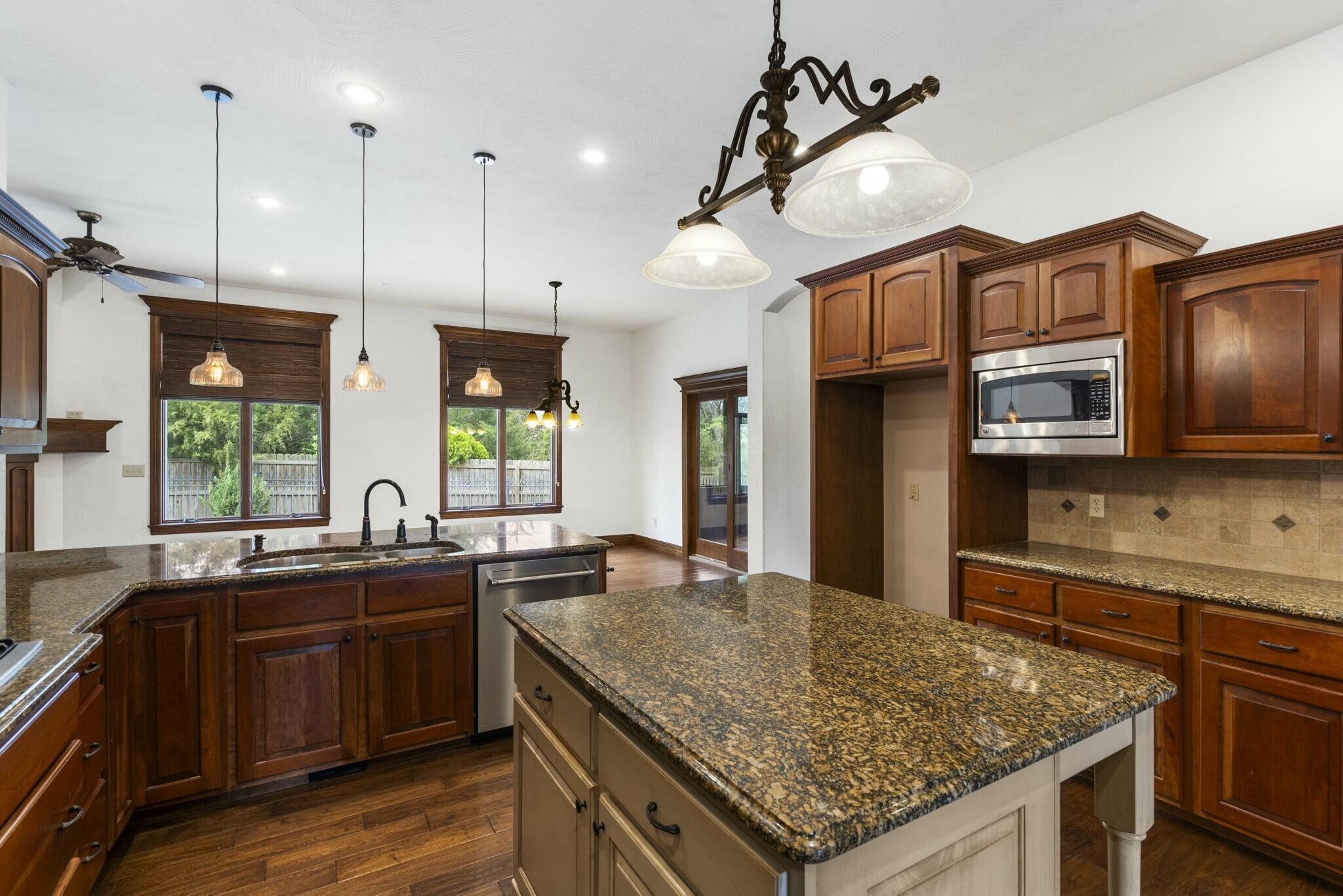 8314 Shinnecock Drive Property Photo 17