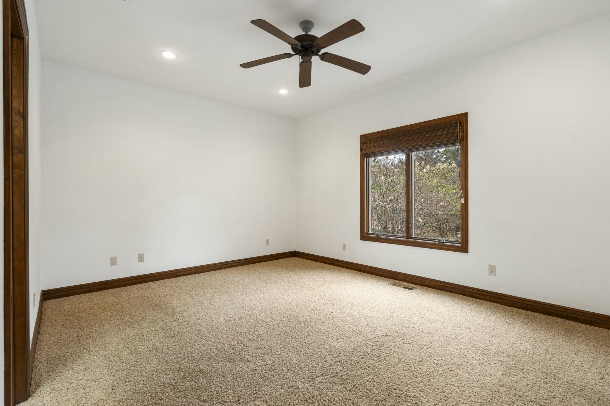 8314 Shinnecock Drive Property Photo 25