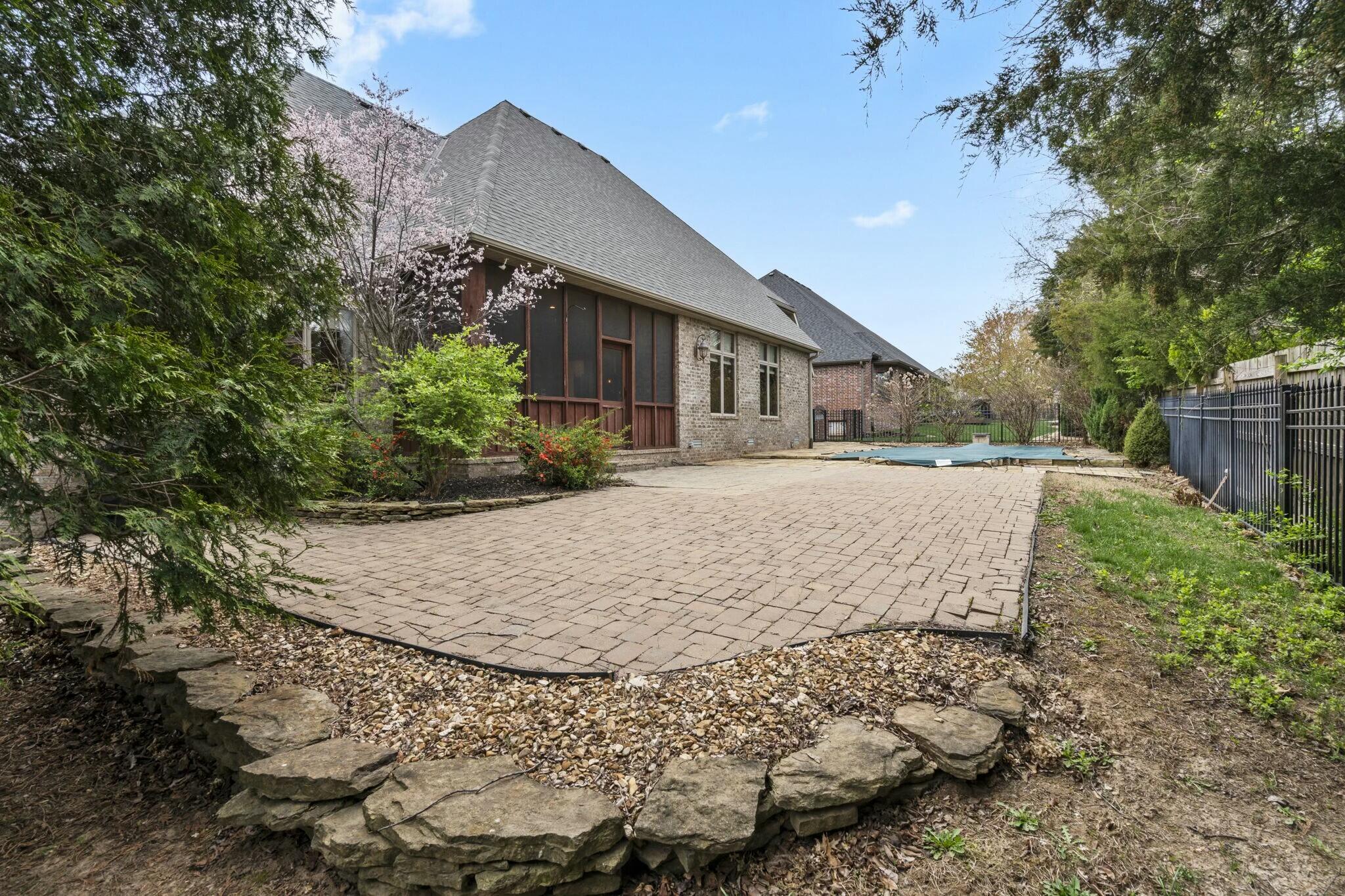 8314 Shinnecock Drive Property Photo 42