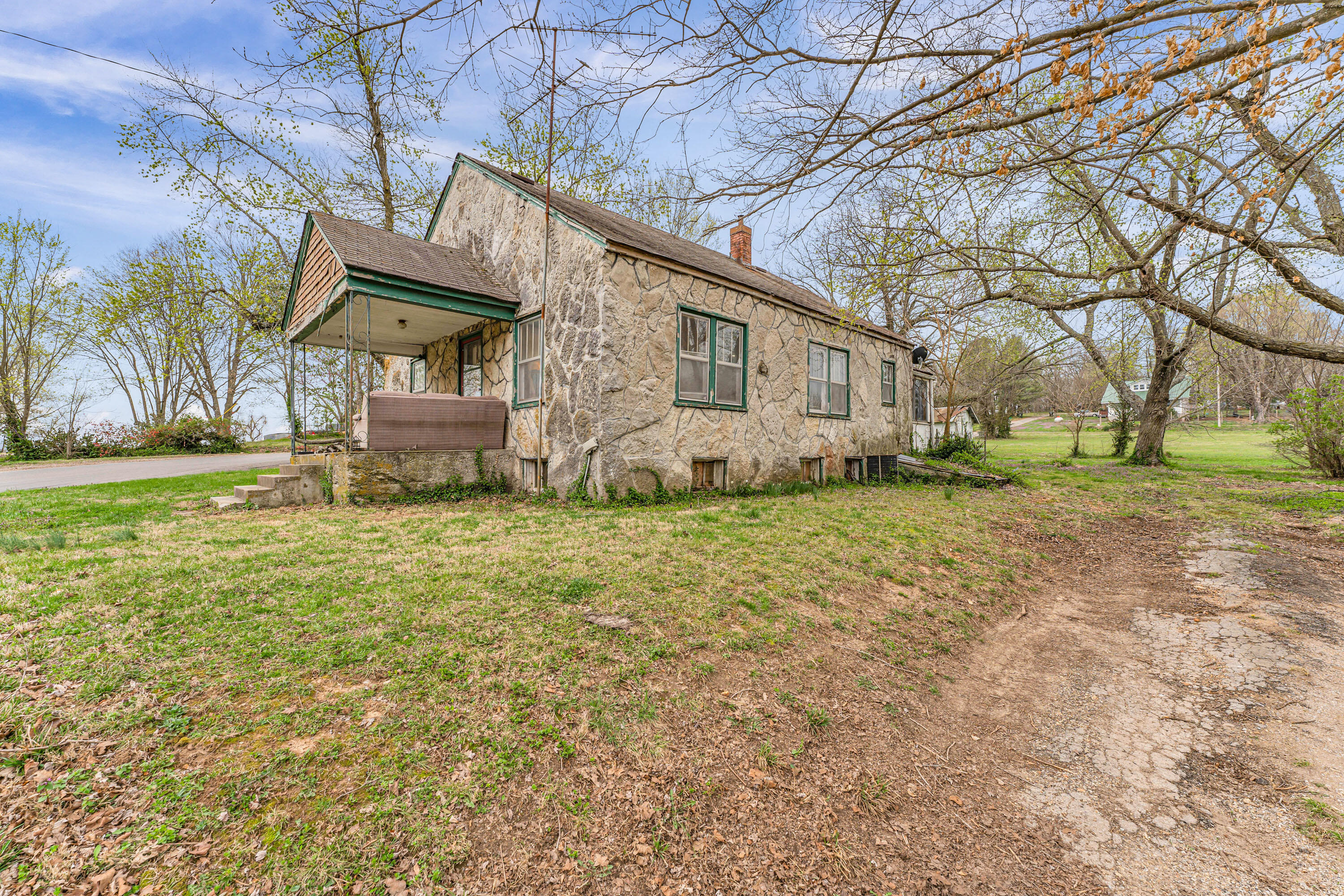 11669 2nd Street Property Photo 4