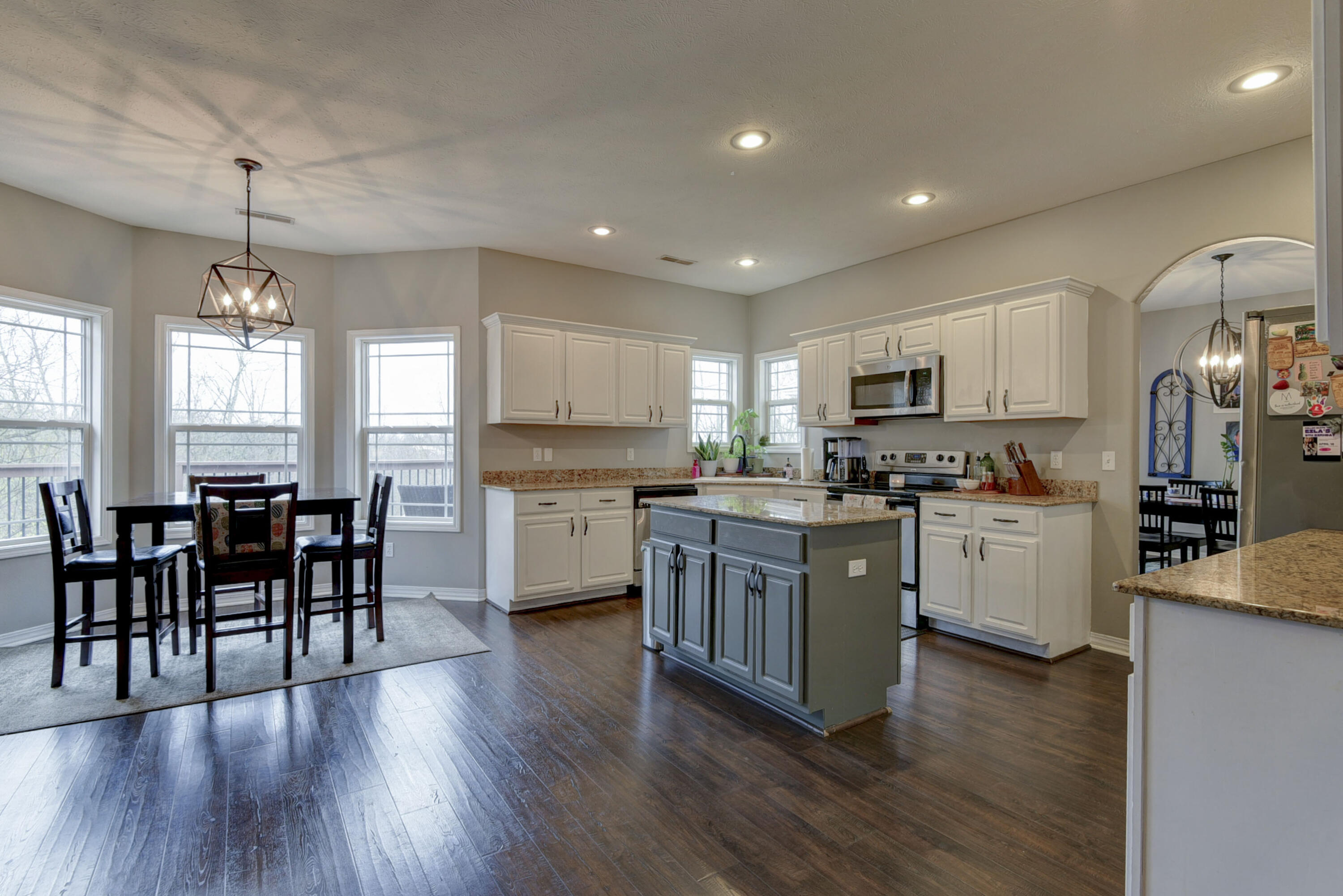 215 Southview Drive Property Photo 4