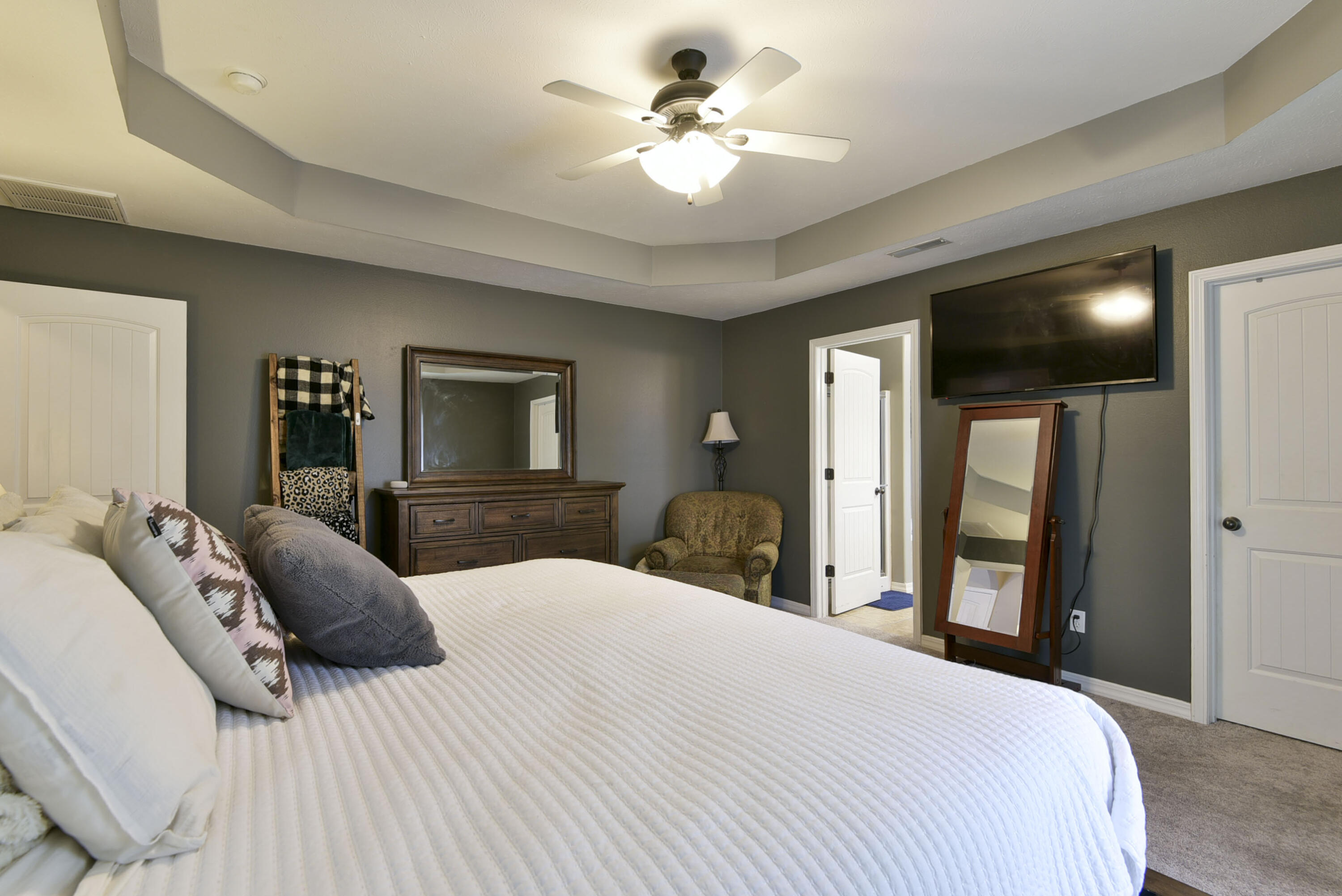 215 Southview Drive Property Photo 14