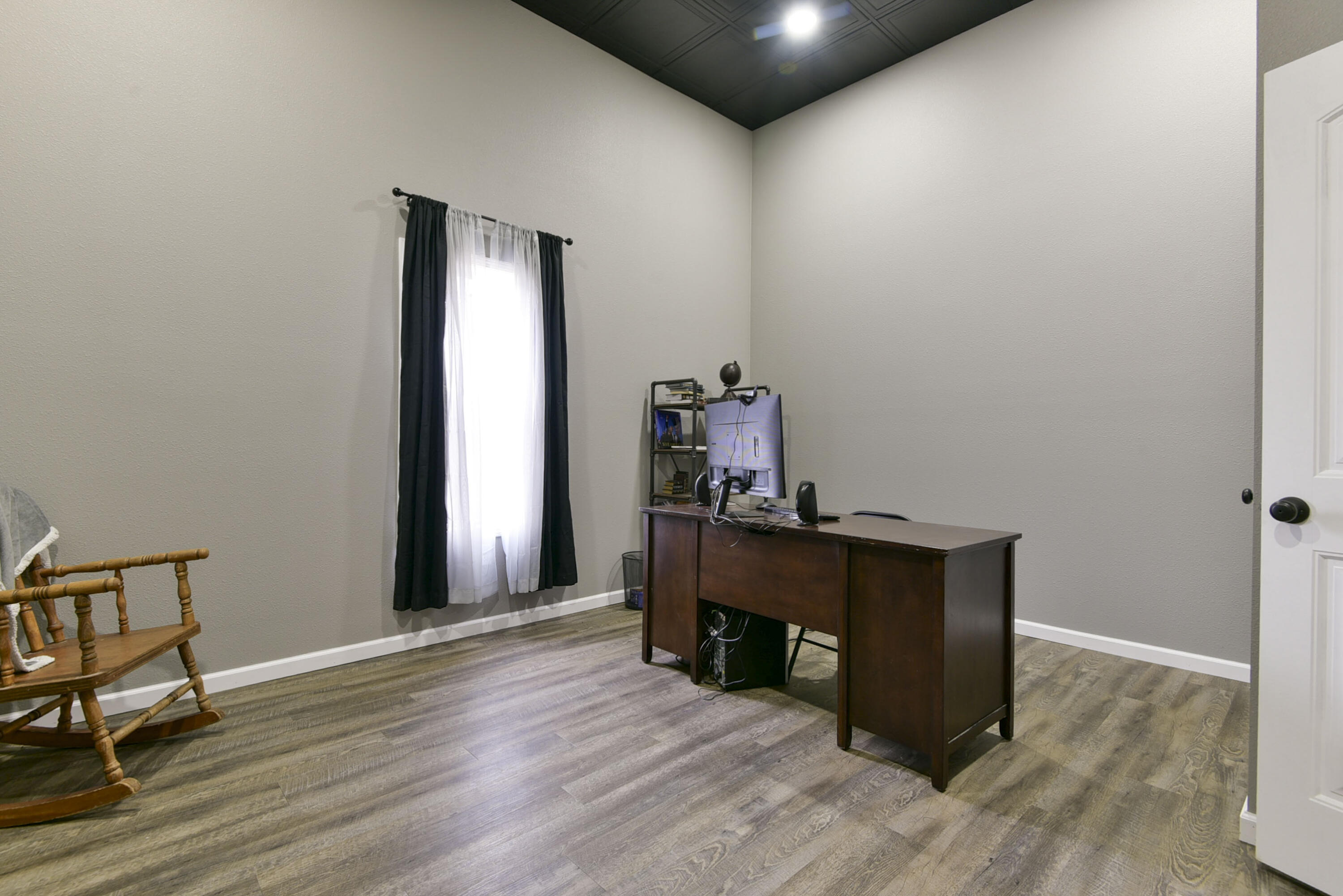 215 Southview Drive Property Photo 28