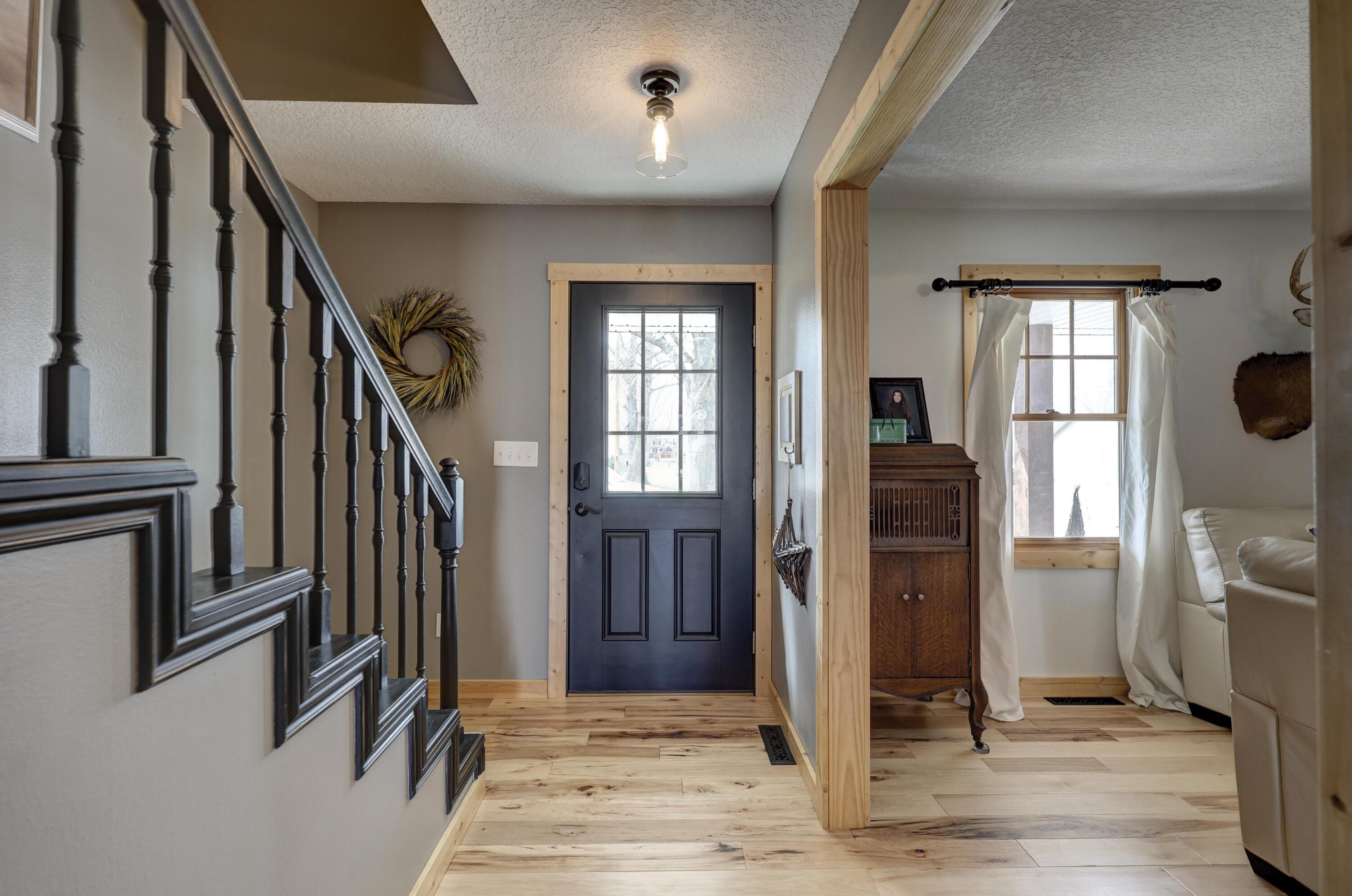 2032 Alison Street Property Photo 6