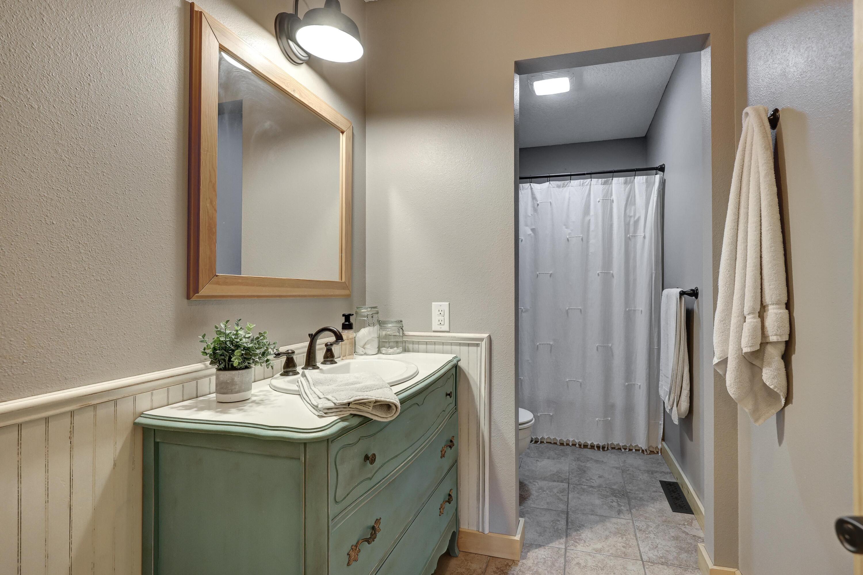 2032 Alison Street Property Photo 25