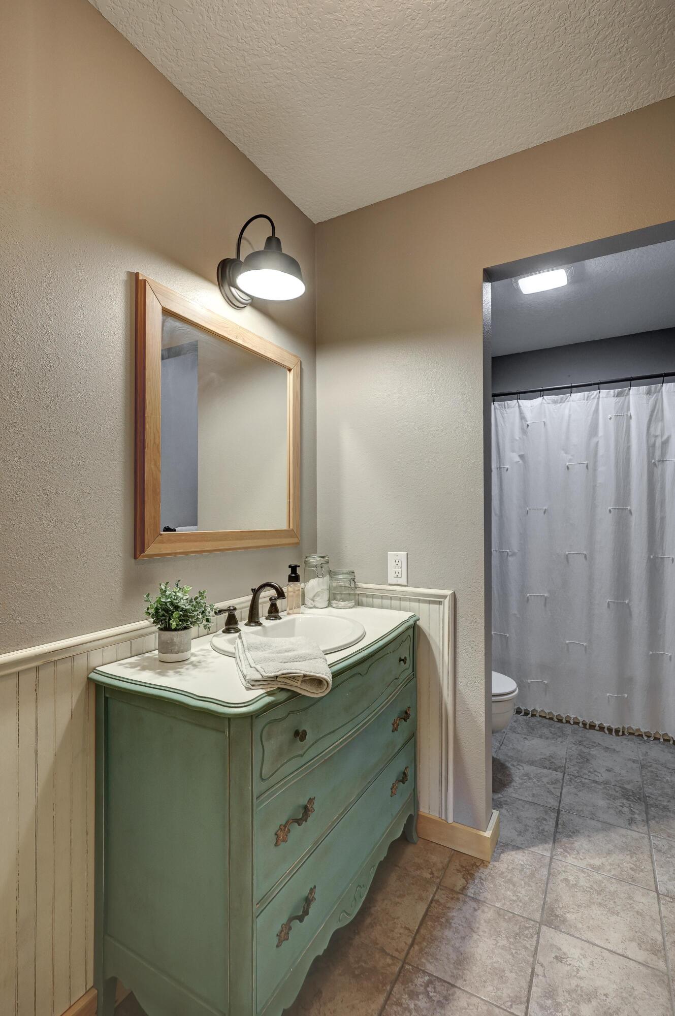 2032 Alison Street Property Photo 26