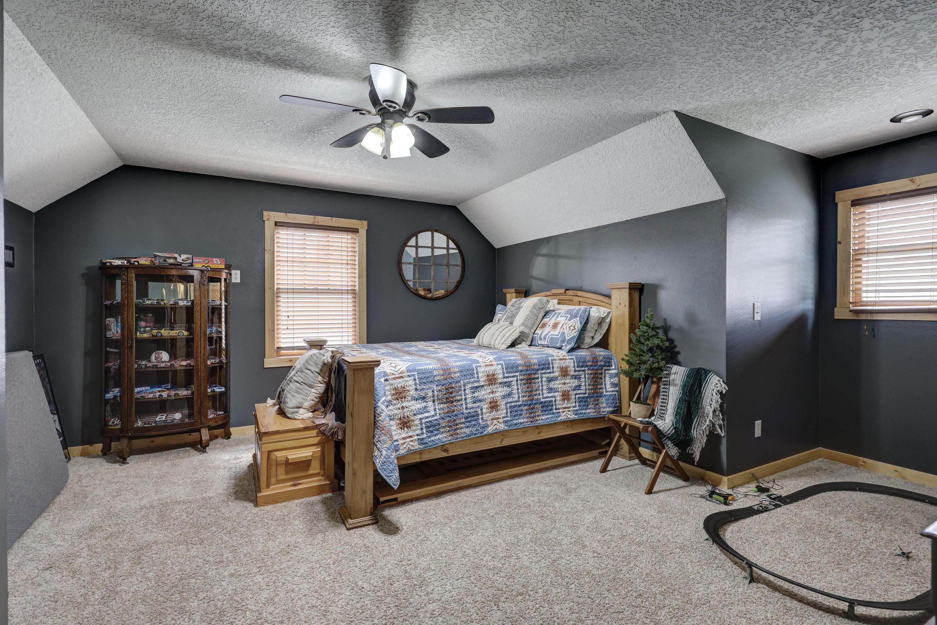 2032 Alison Street Property Photo 45
