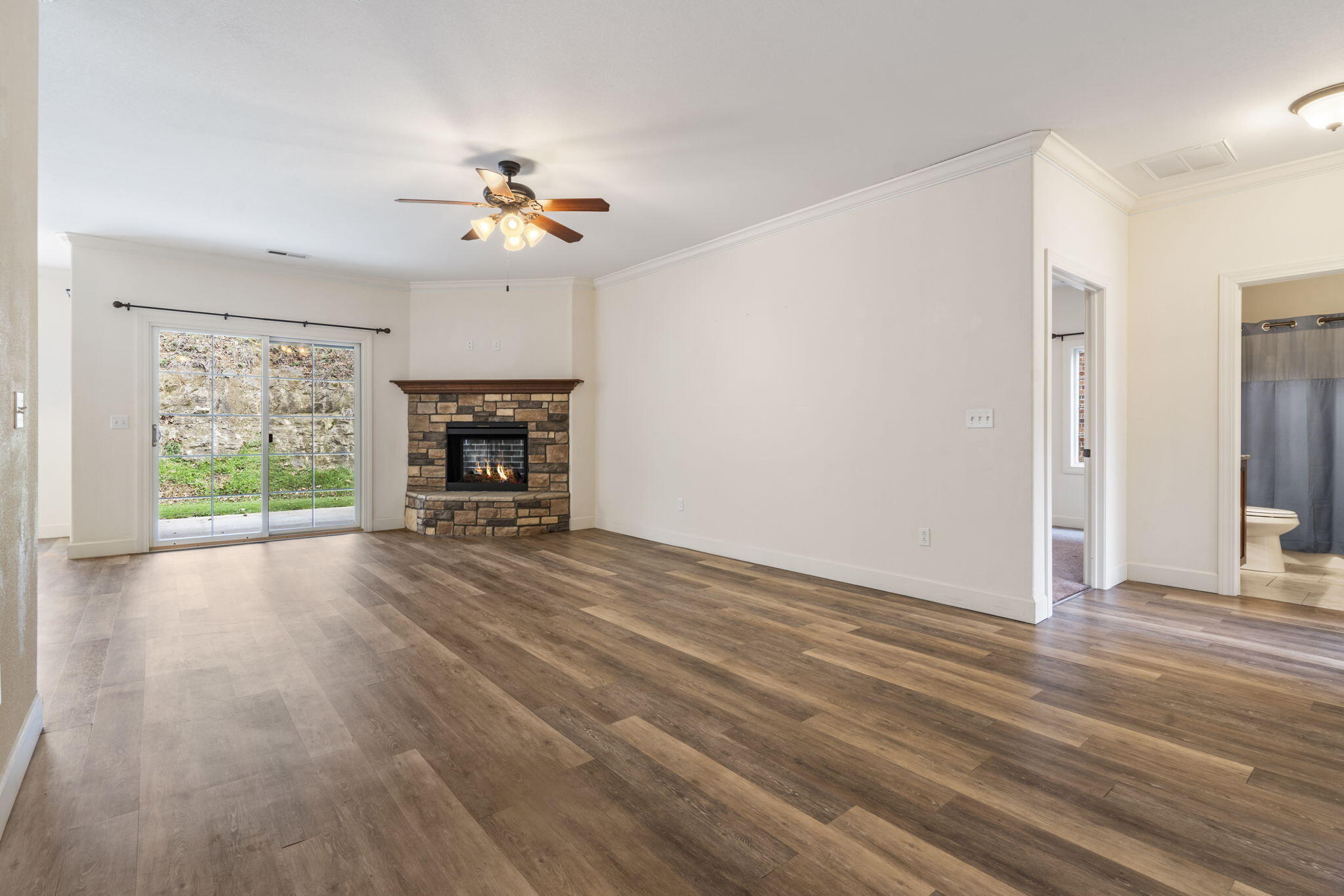 126 Lakehills Drive Property Photo 8