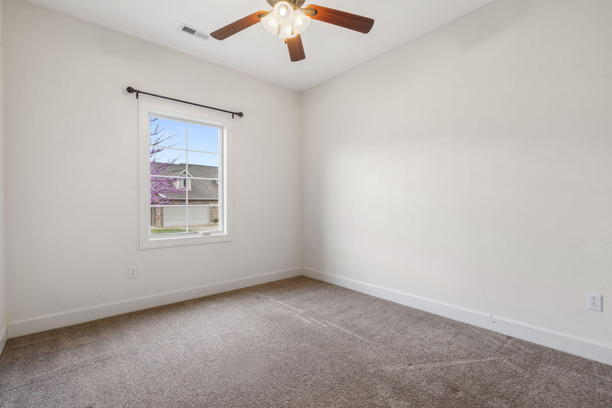126 Lakehills Drive Property Photo 13