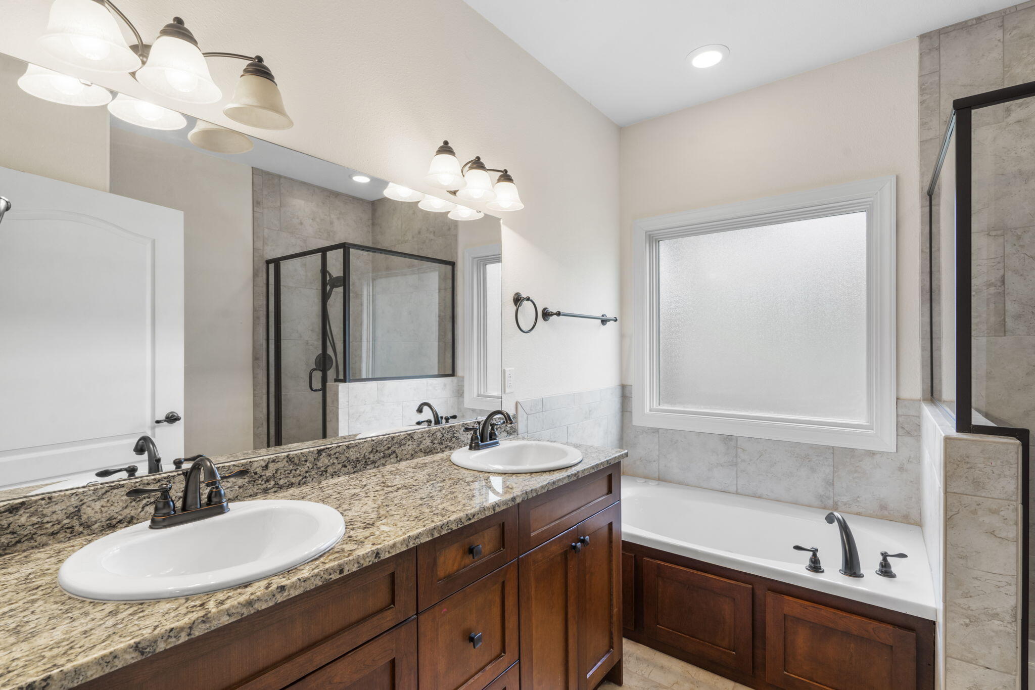 126 Lakehills Drive Property Photo 14