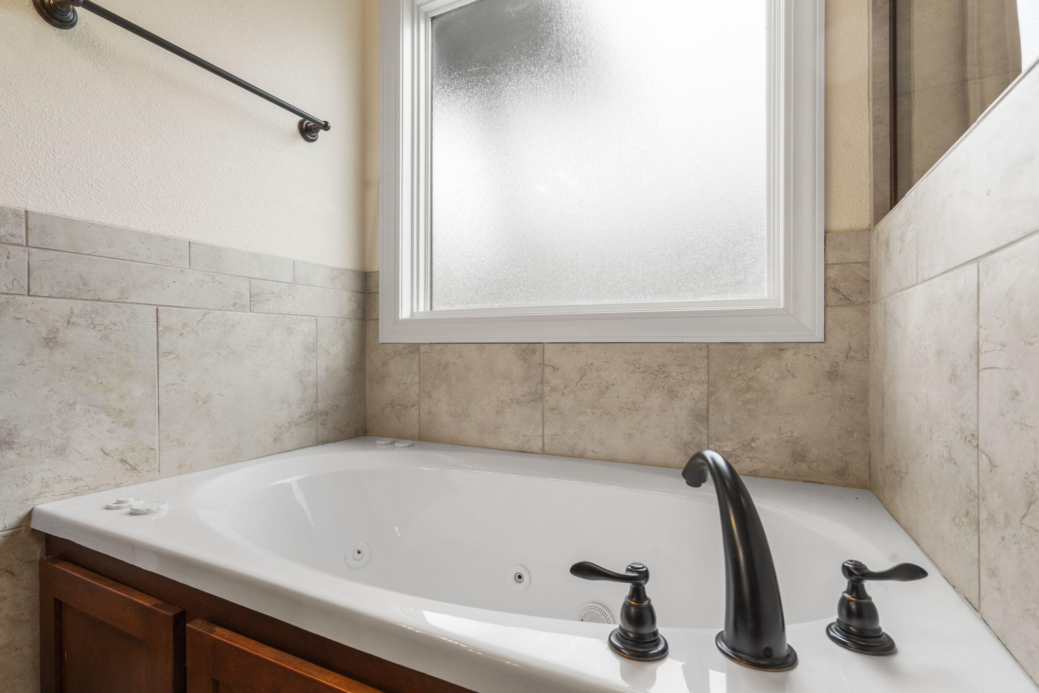 126 Lakehills Drive Property Photo 15