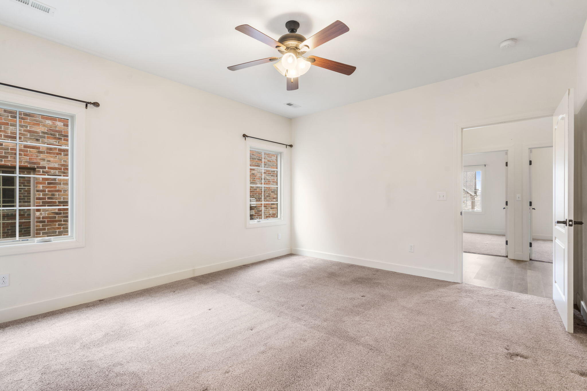 126 Lakehills Drive Property Photo 18