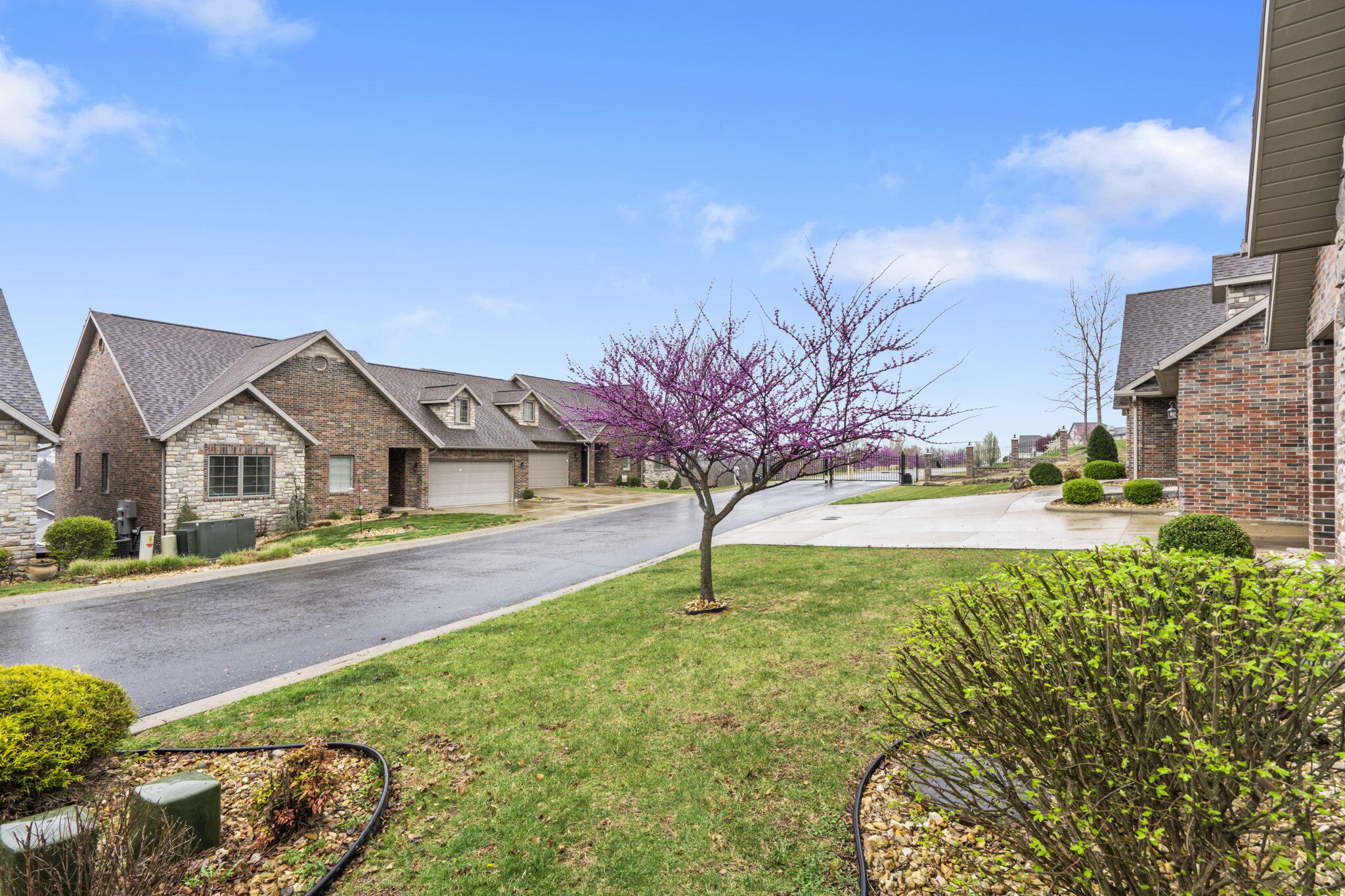 126 Lakehills Drive Property Photo 34