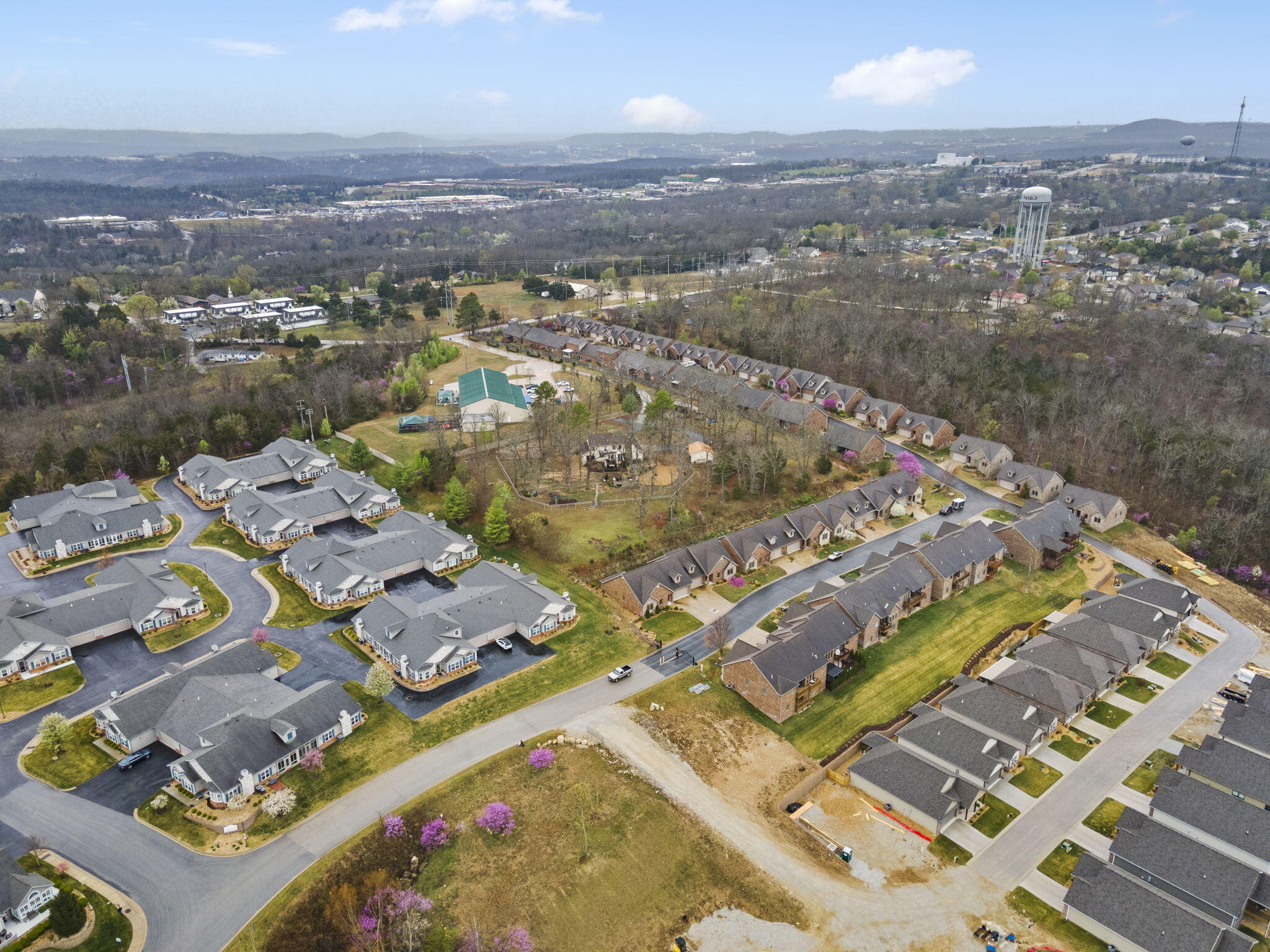126 Lakehills Drive Property Photo 35