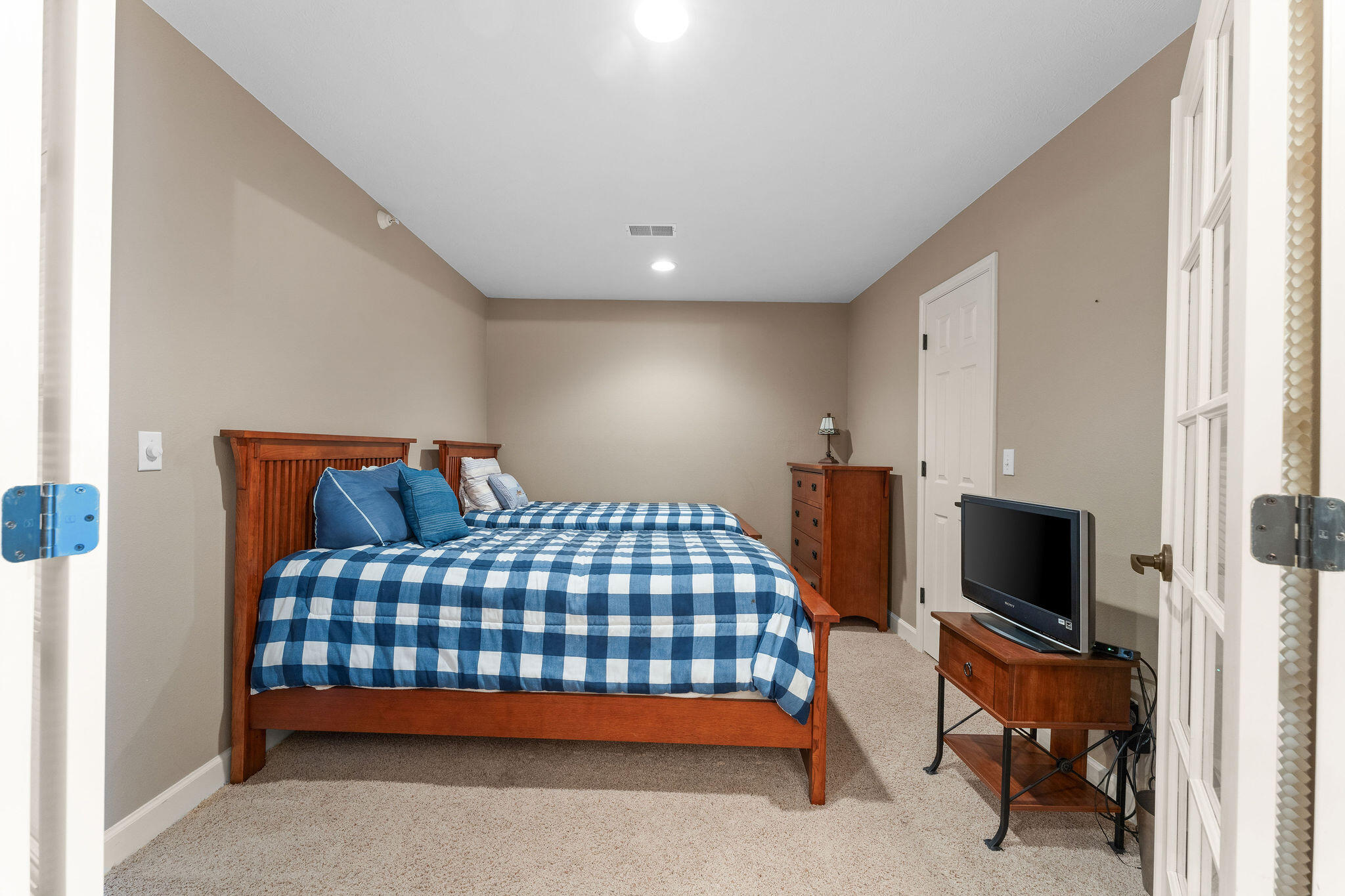 250 Lakewood Drive Property Photo 25