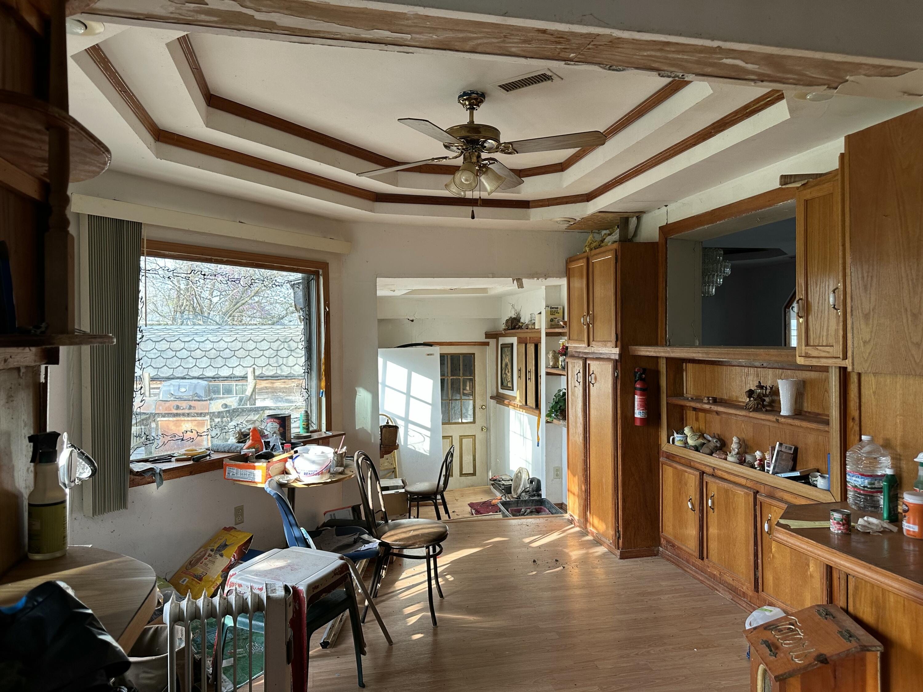 2853 North York Avenue Property Photo 13