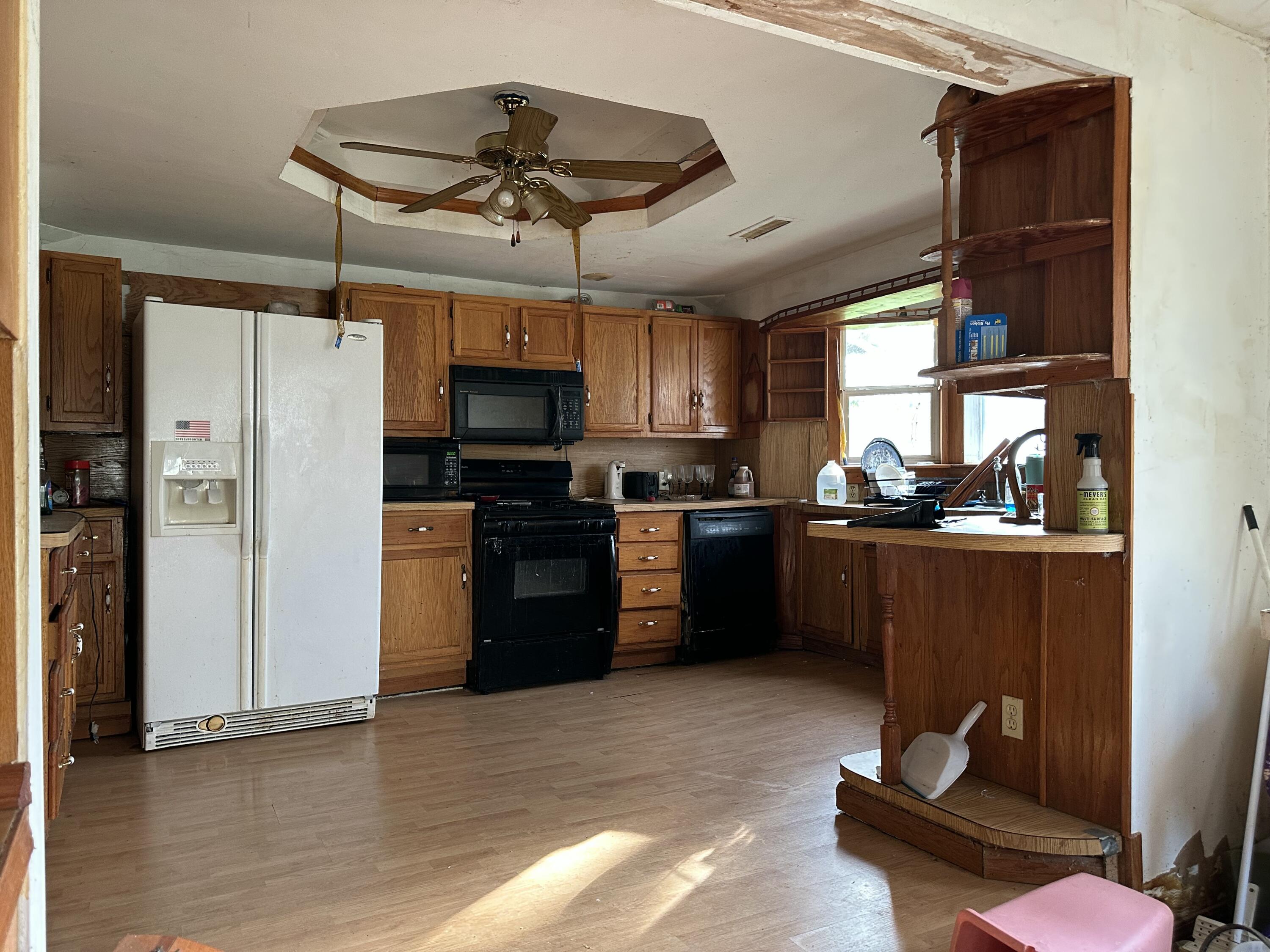 2853 North York Avenue Property Photo 14