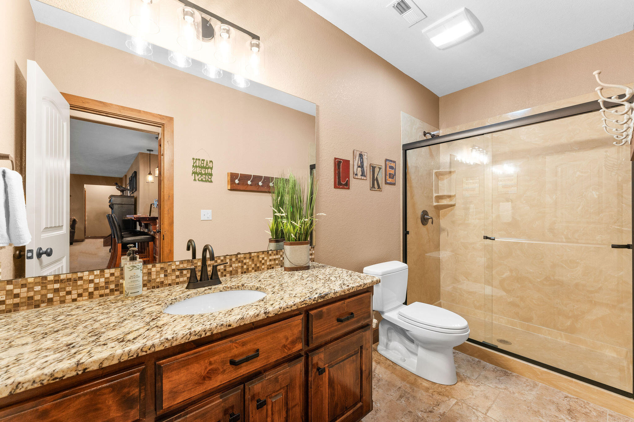24347 Green Shores Drive Property Photo 54