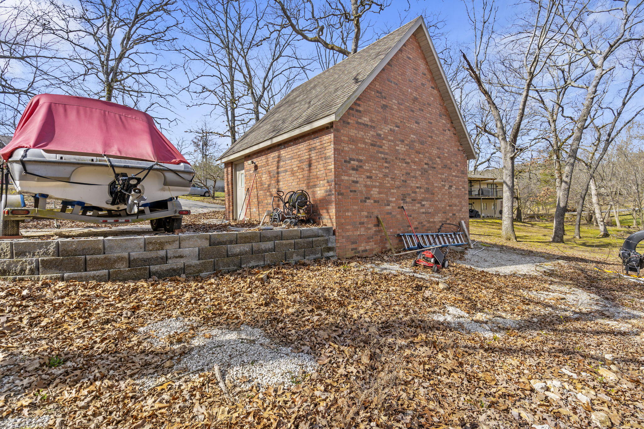 218 North Walnut Street Property Photo 6