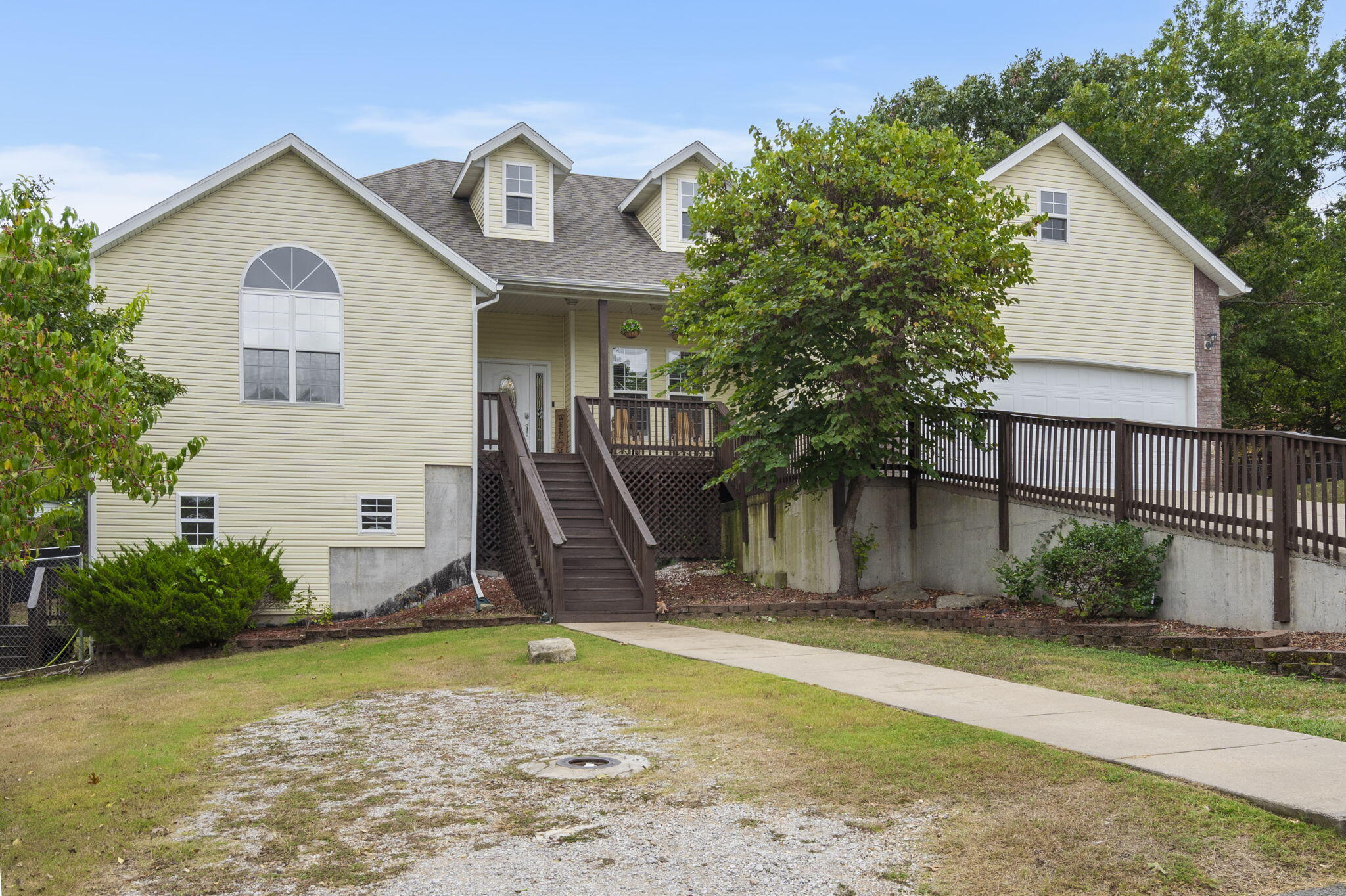 281 Dalton Drive Property Photo 2